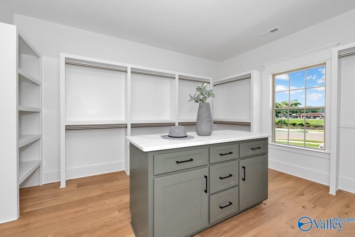 157 Lanwood Drive. Huntsville, AL 35811