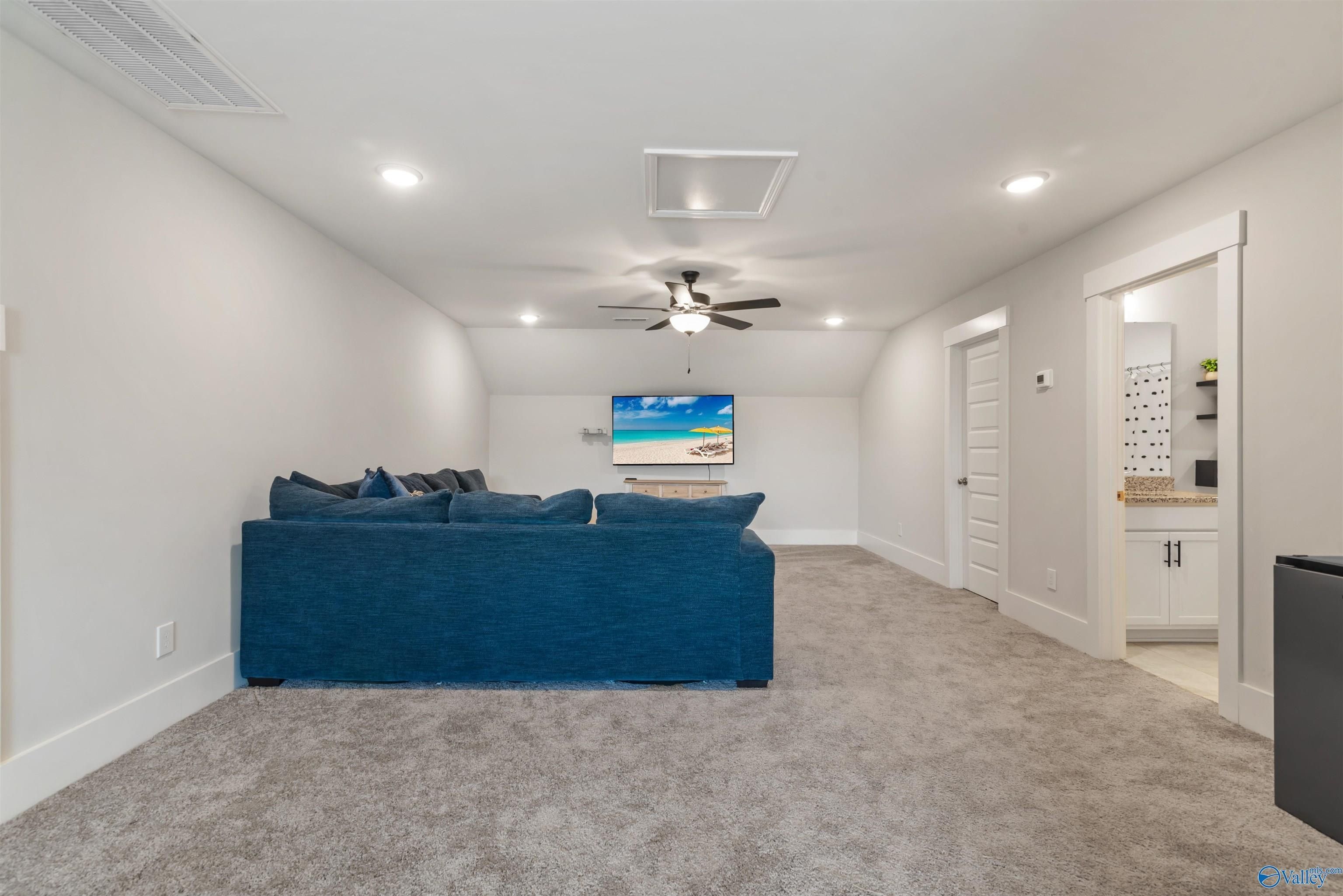 1901 Rae Court Se. Hartselle, AL 35640