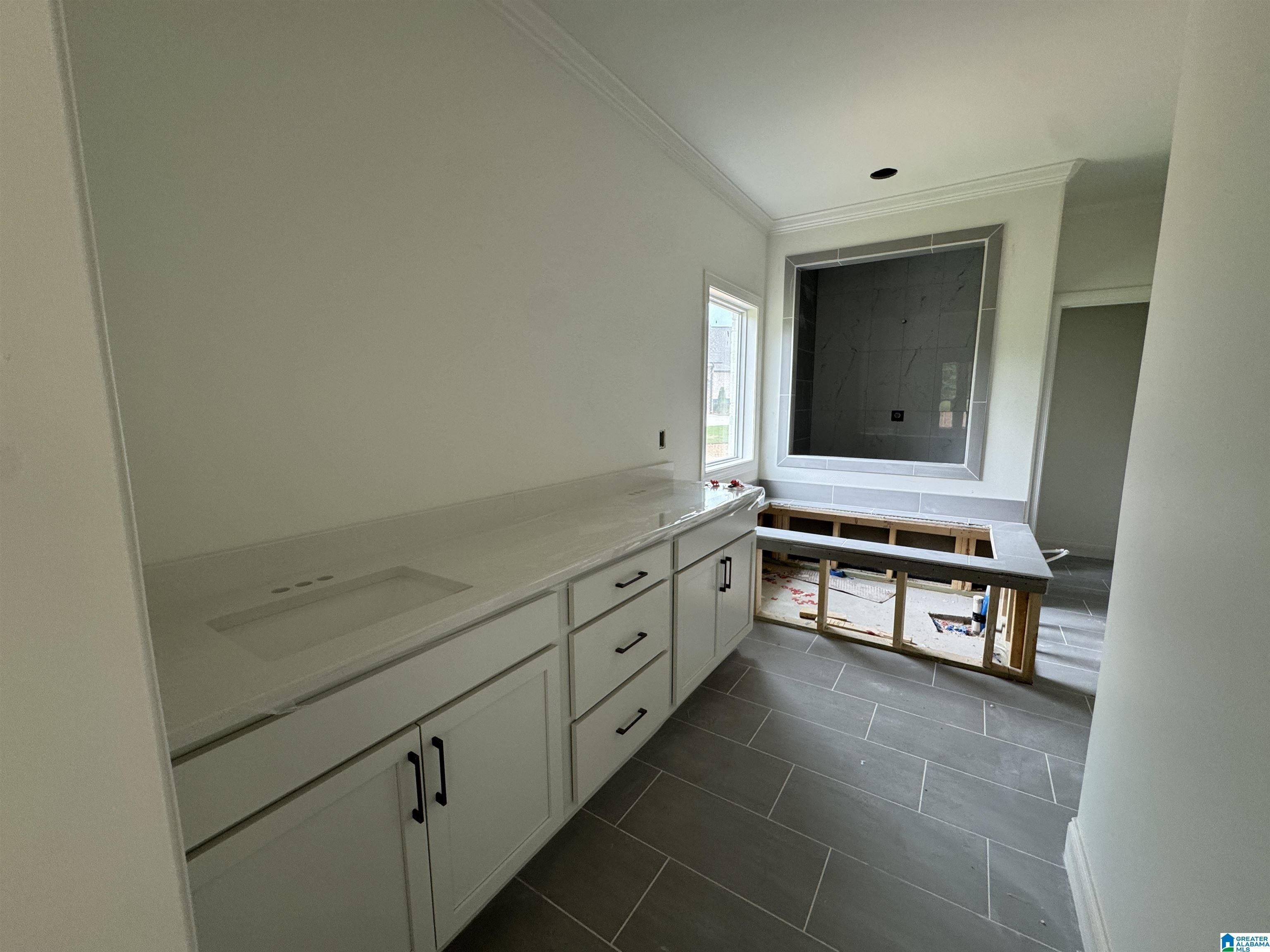 132 Mcalpin Circle. Pelham, AL 35124