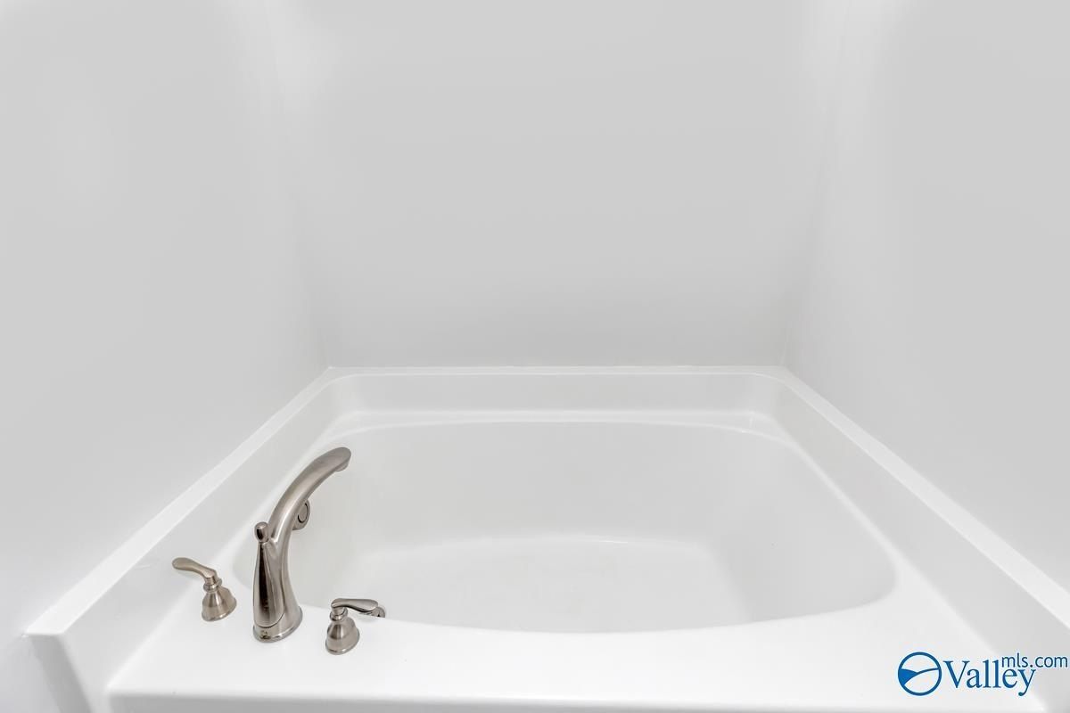 28826 Nature Trail Drive. Harvest, AL 35749