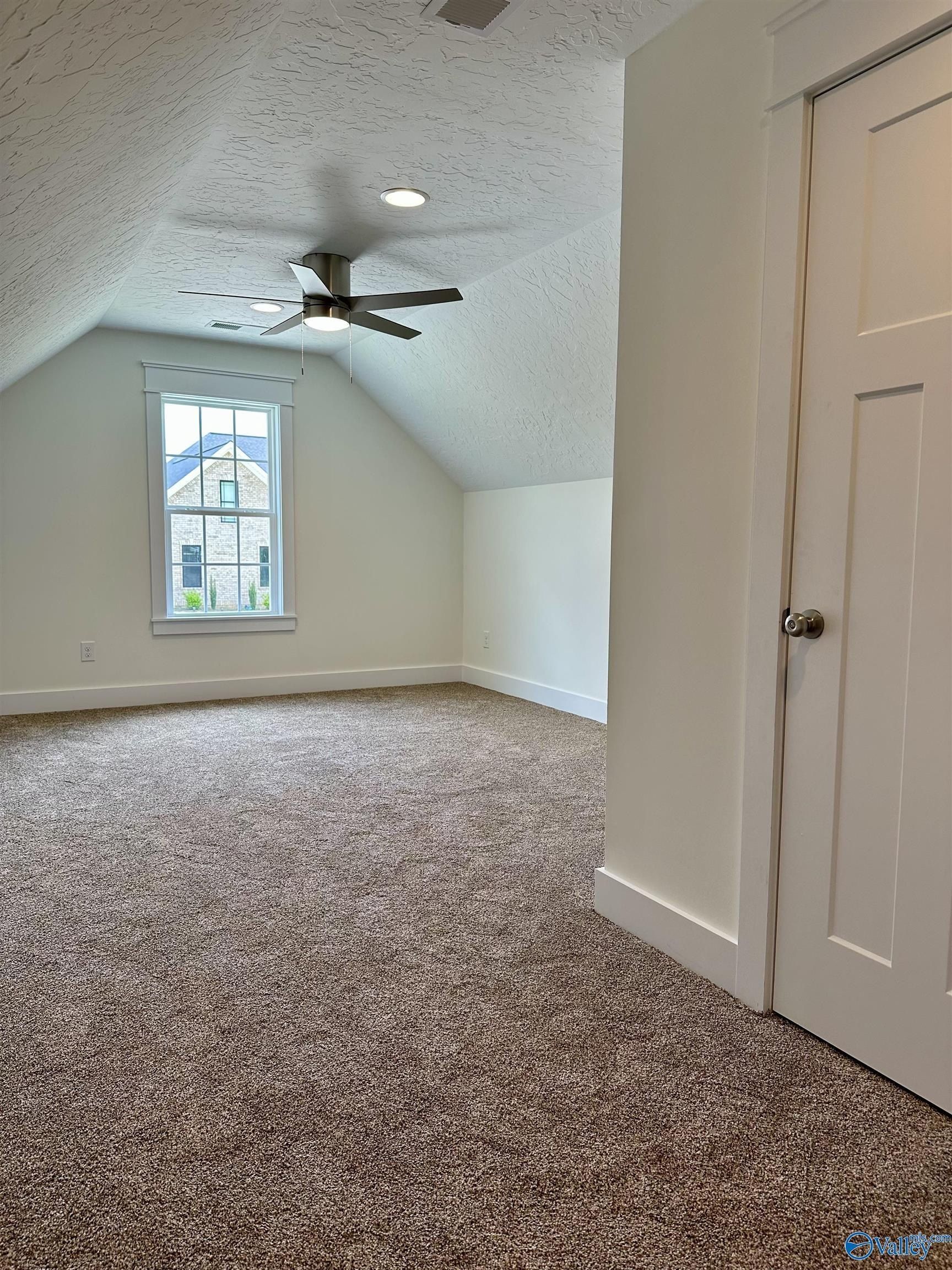5842 Katherine Street. Southside, AL 35907