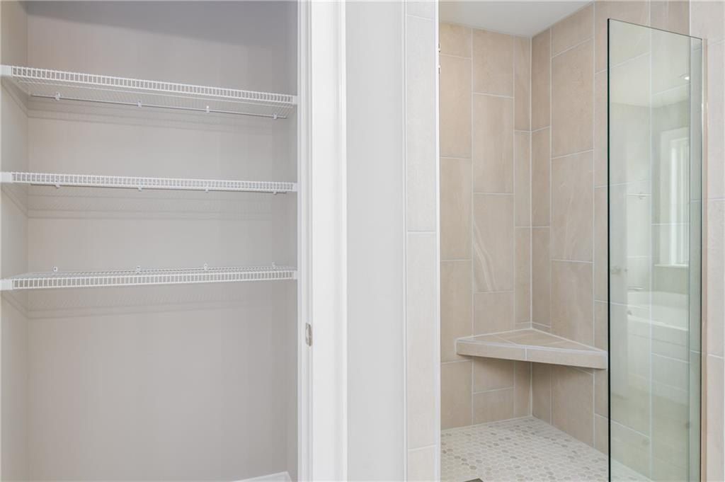 2022 Hidden Lakes Drive. Opelika, AL 36801