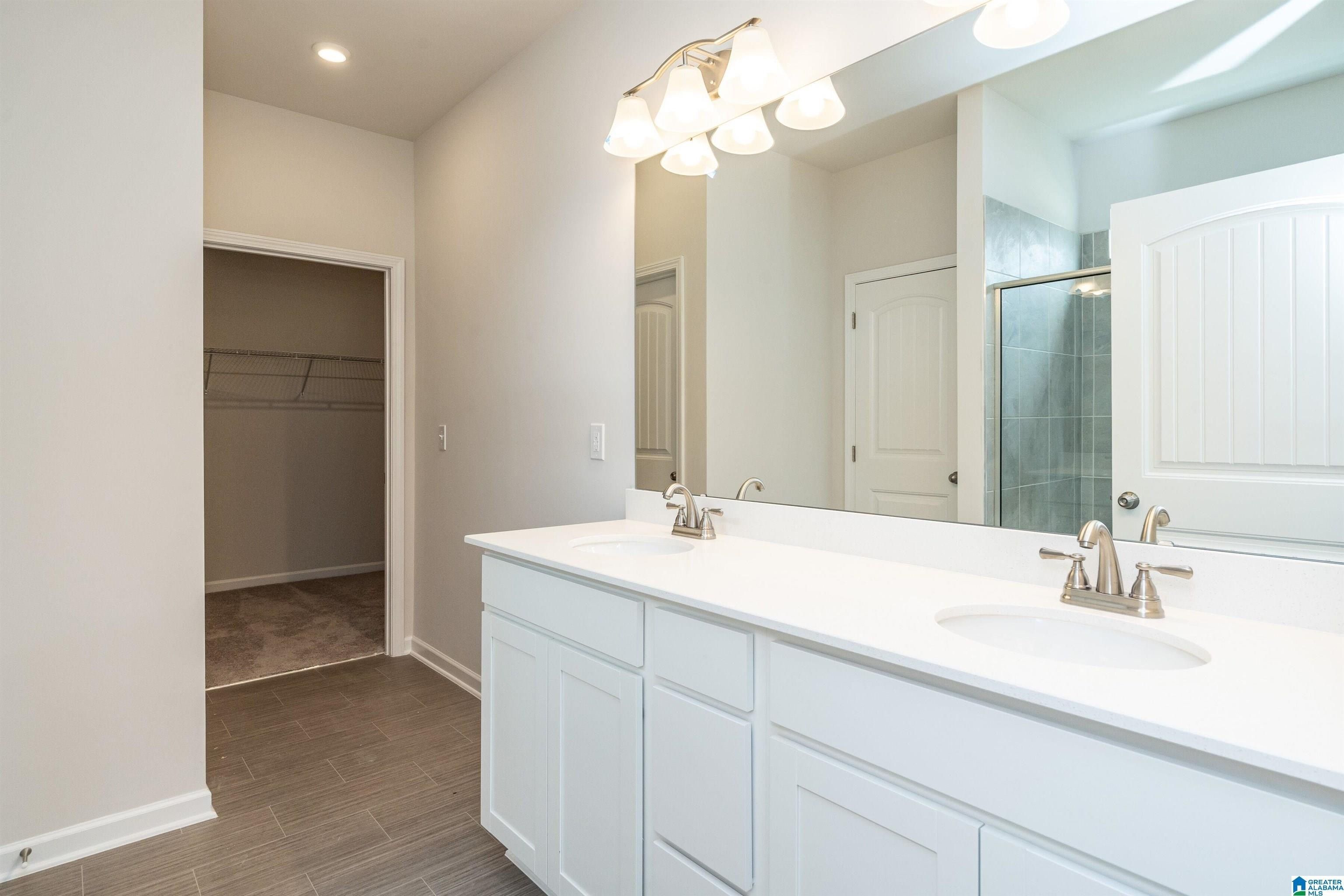 5524 Headwinds Lane. Bessemer, AL 35022