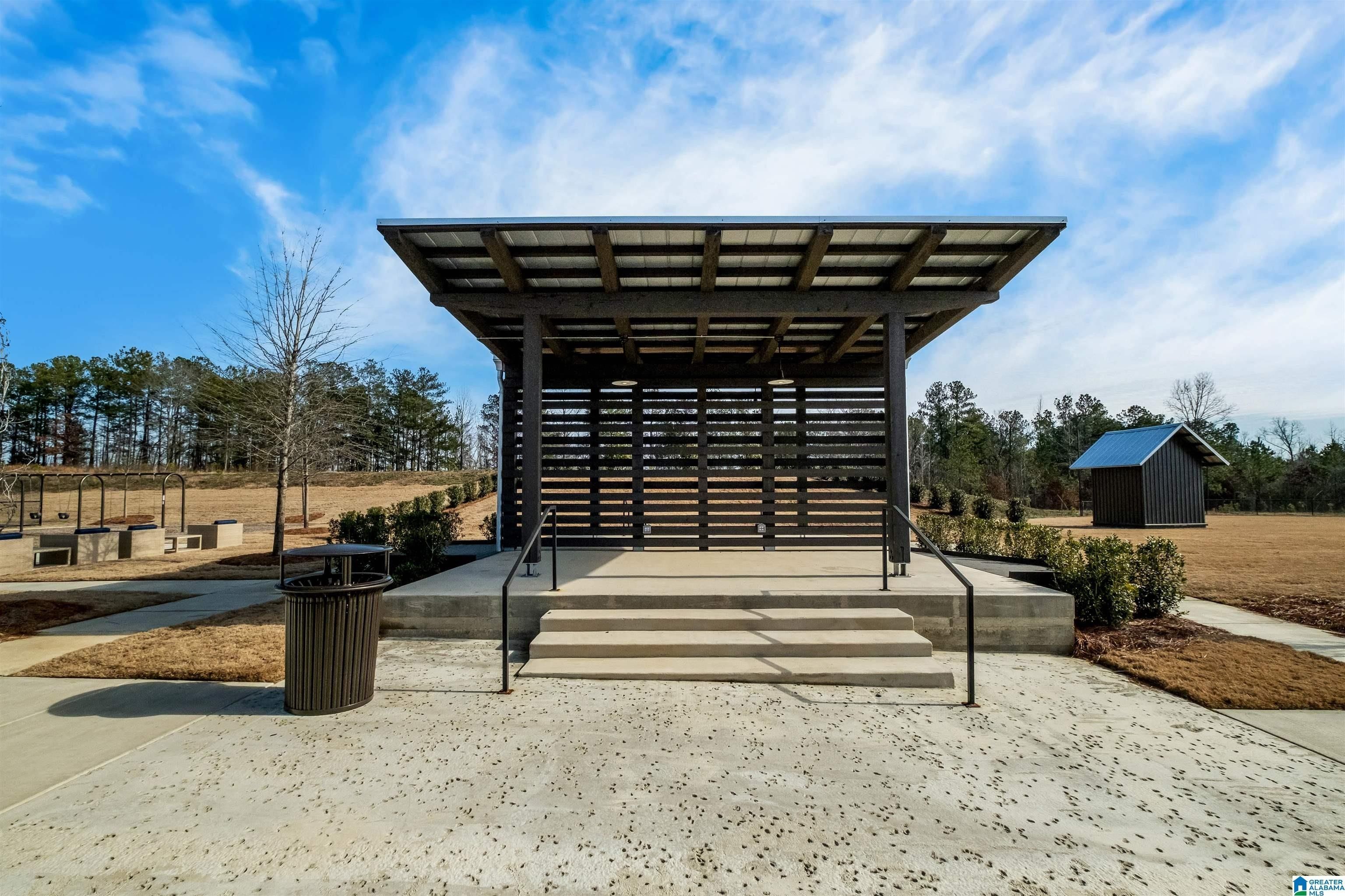 345 Blackridge Crest. Hoover, AL 35244