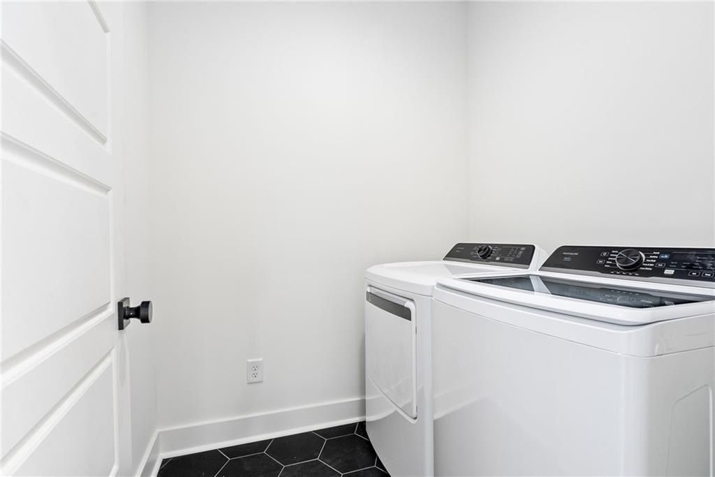 580 Pride Avenue. Auburn, AL 36830