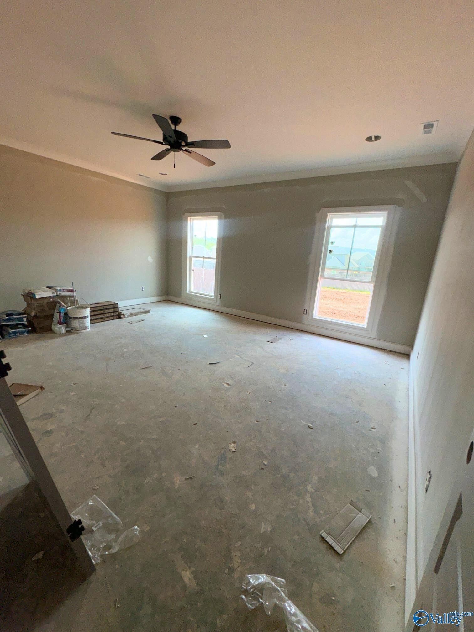 220 Oakland View Drive. Brownsboro, AL 35741