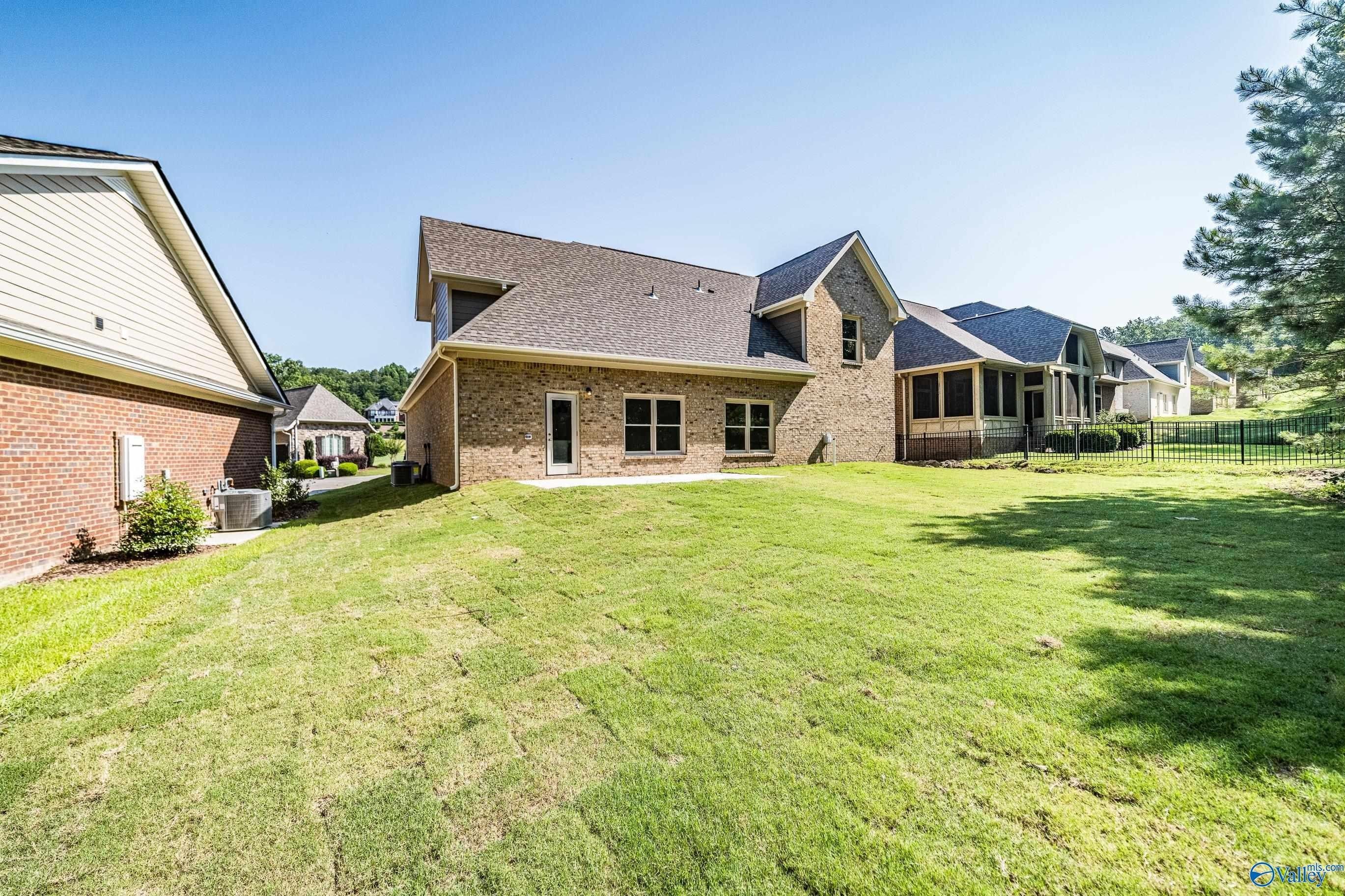 113 Turning Leaf Drive. Union Grove, AL 35175