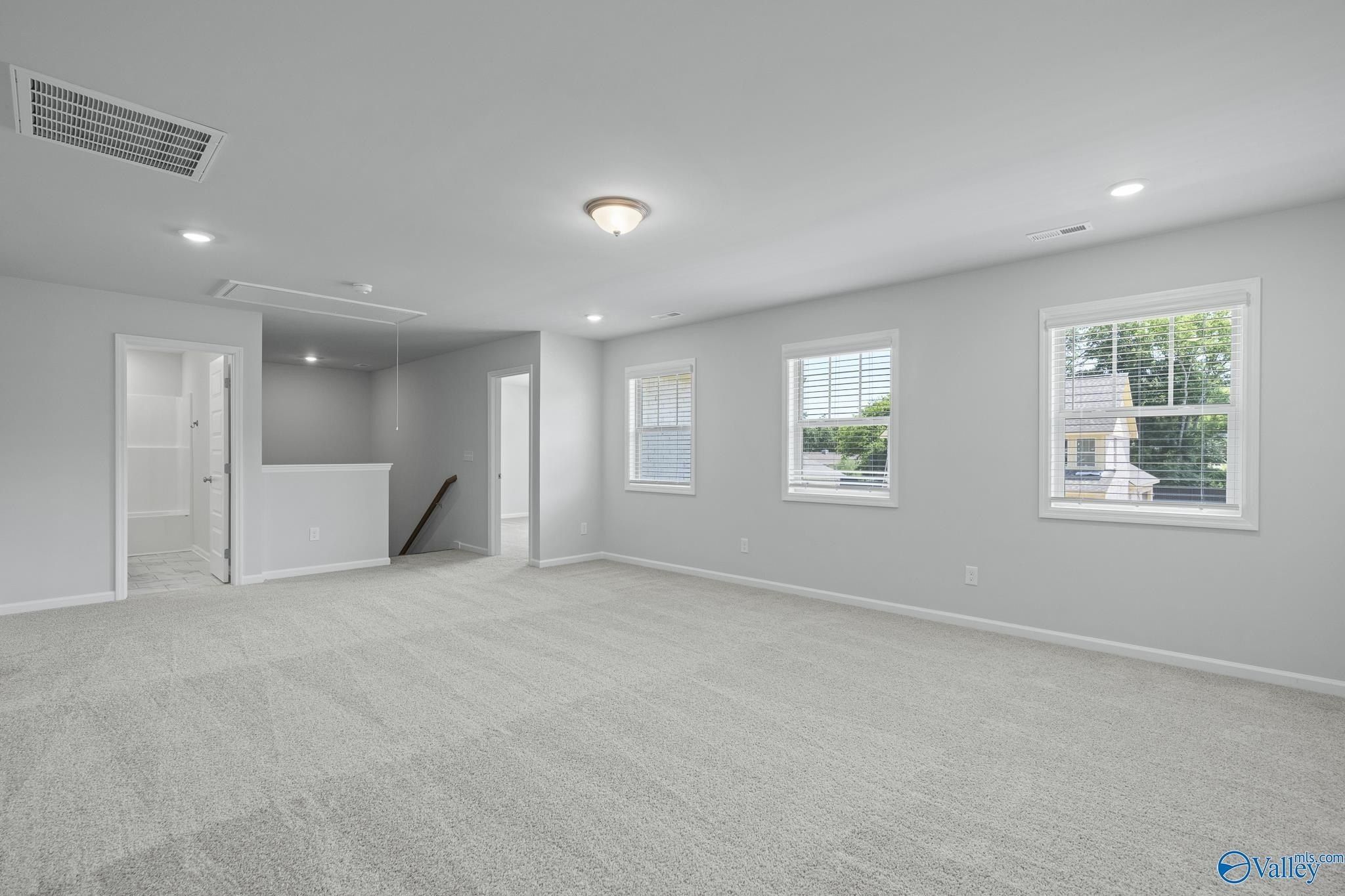 1617 Calistoga Circle. Huntsville, AL 35811