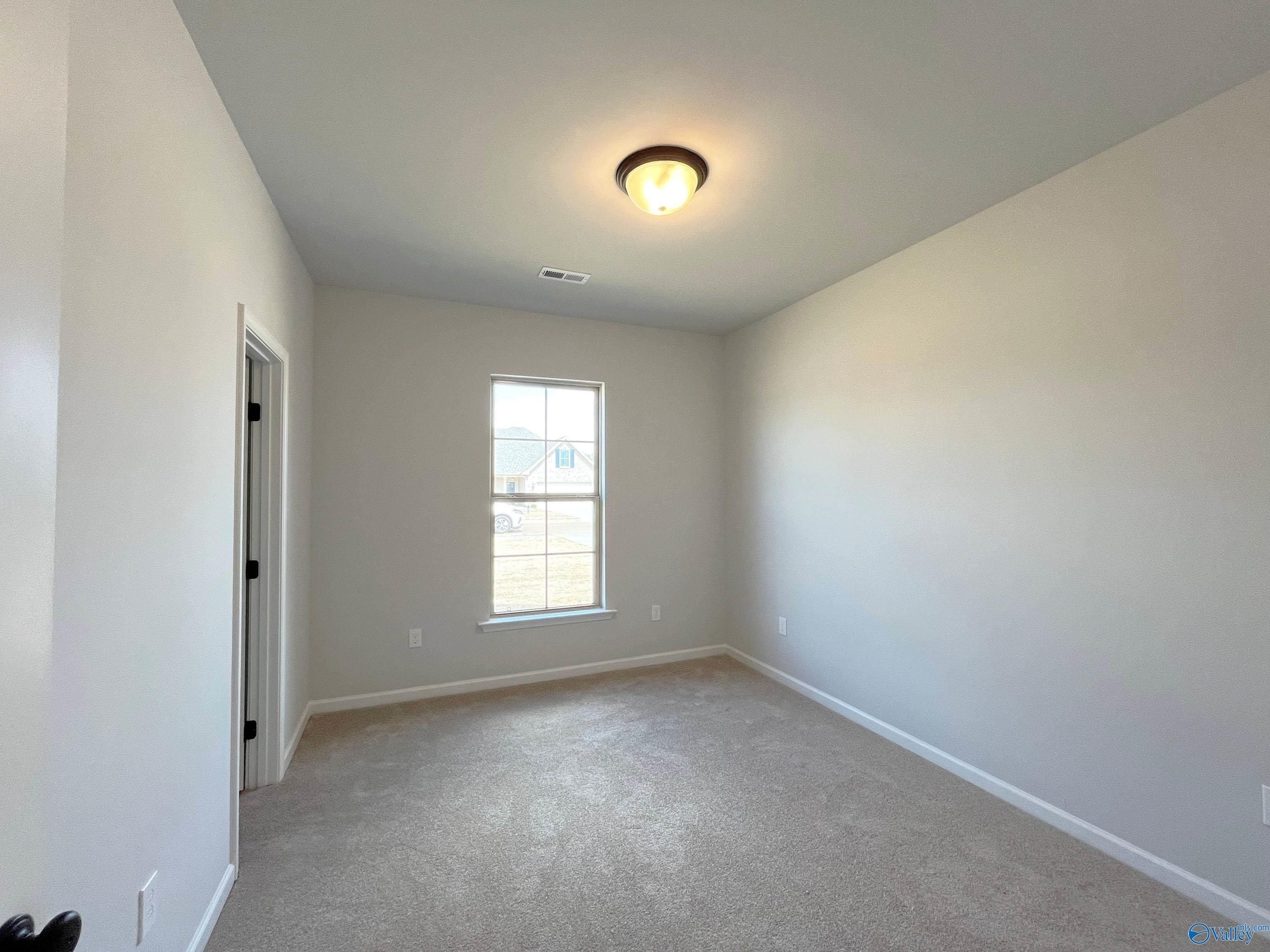 120 Parvin Way Drive. Hazel Green, AL 35750