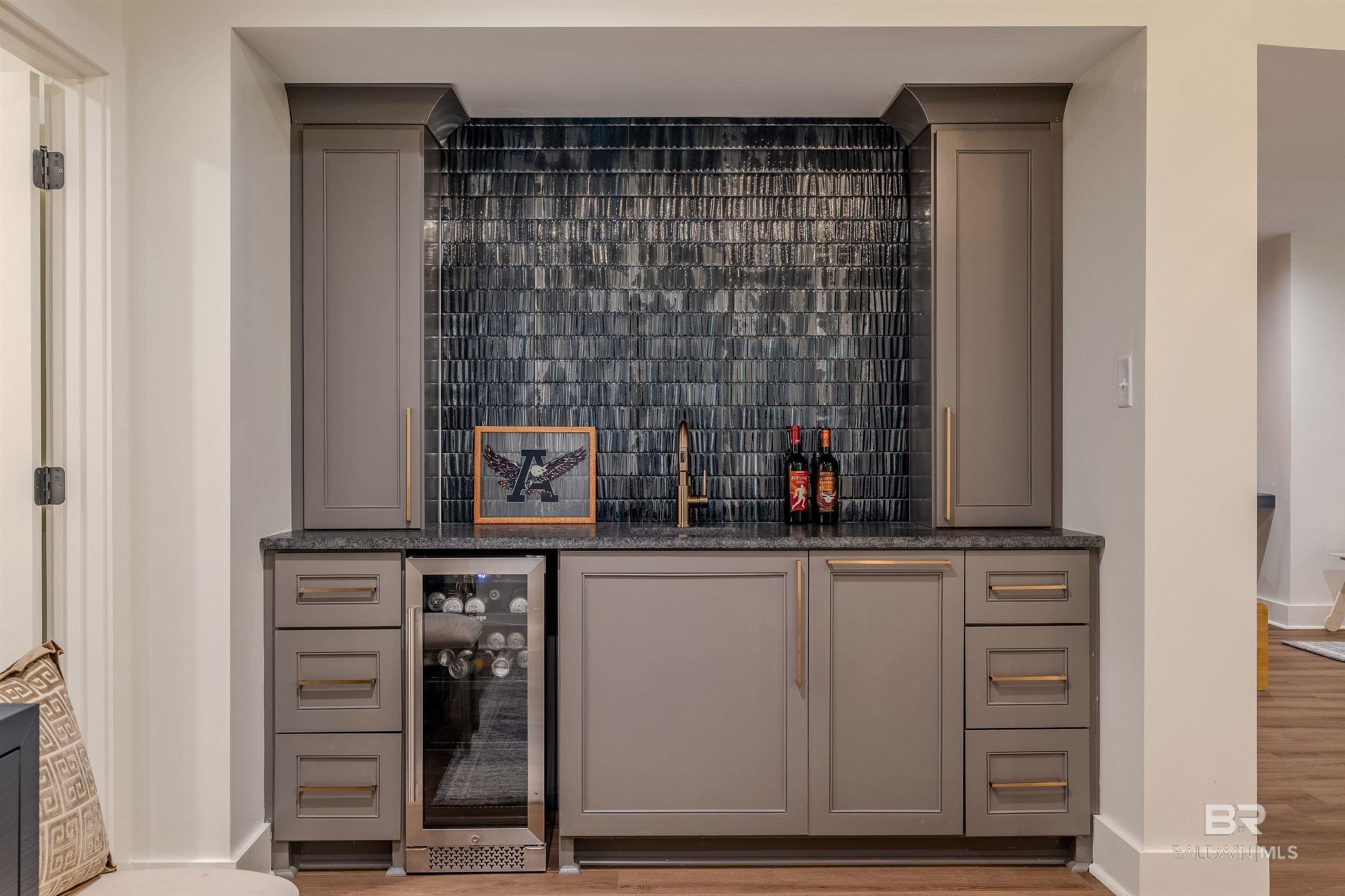 7216 Charbon Drive. Fairhope, AL 36532