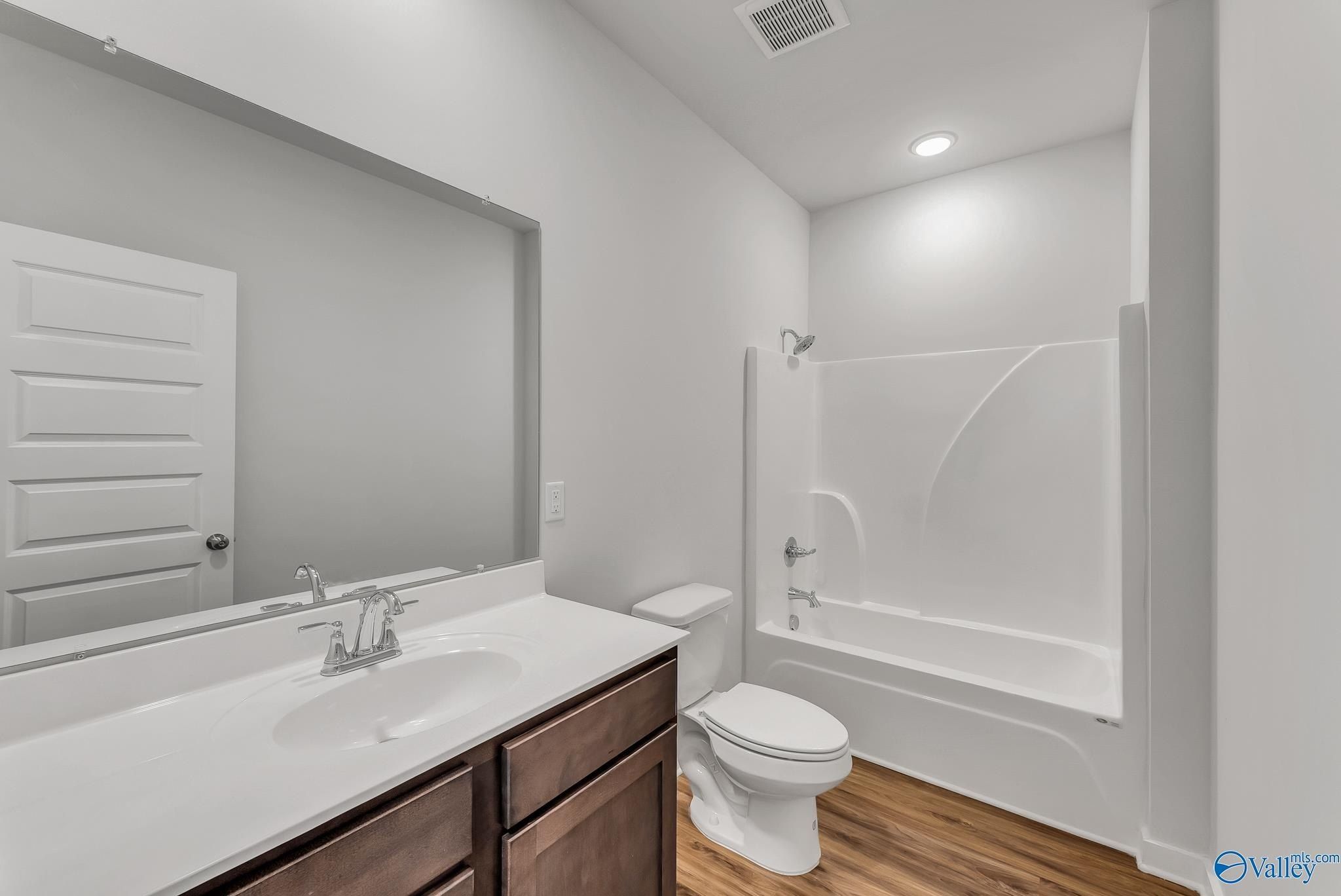 7722 Nw Emma Ann Way. Huntsville, AL 35806