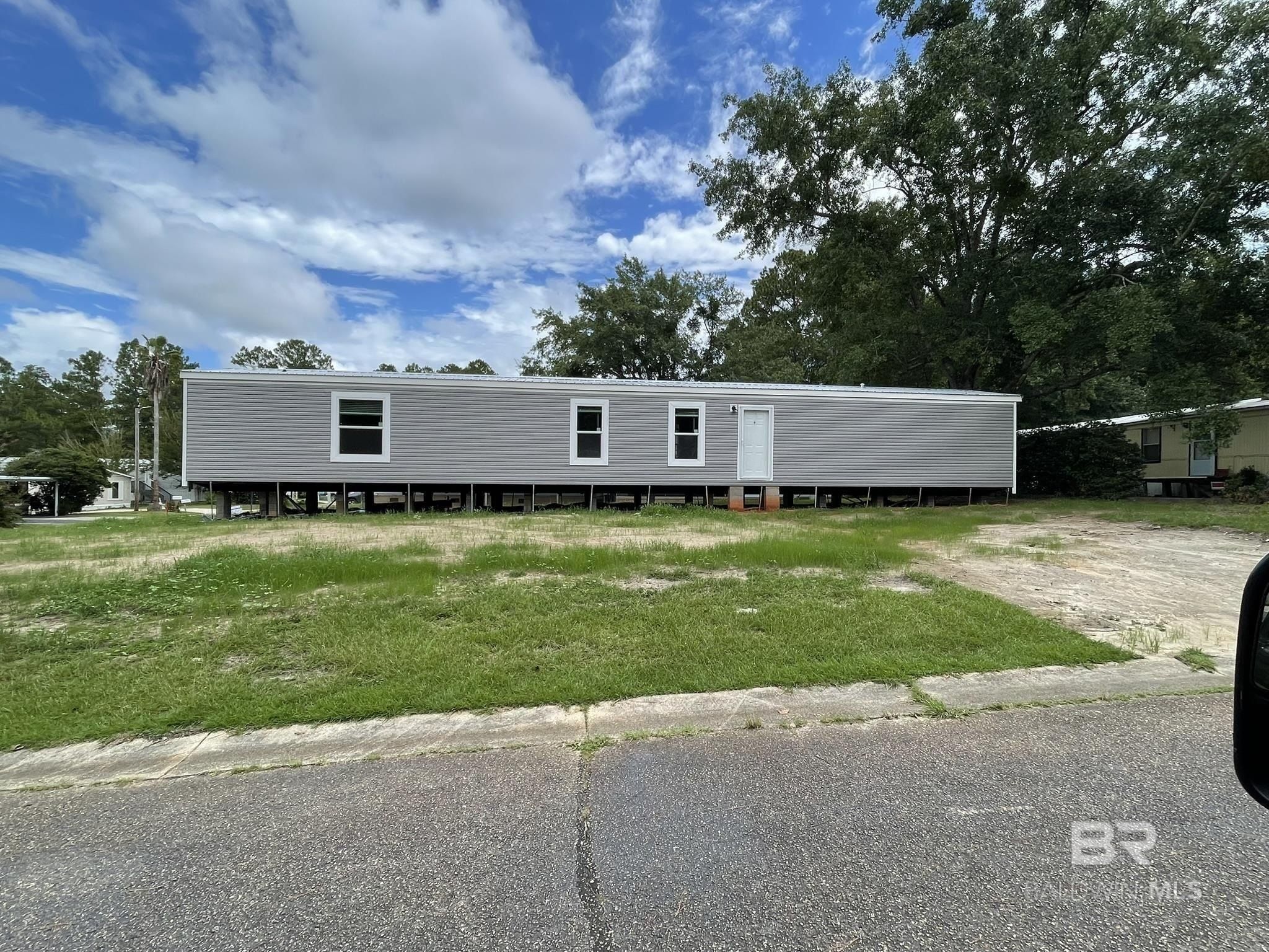 9592 Redfish Drive. Elberta, AL 36530