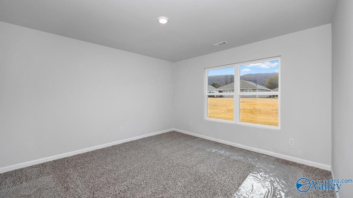 2274 Sequoyah Cove Drive Se. Owens Cross Roads, AL 35763