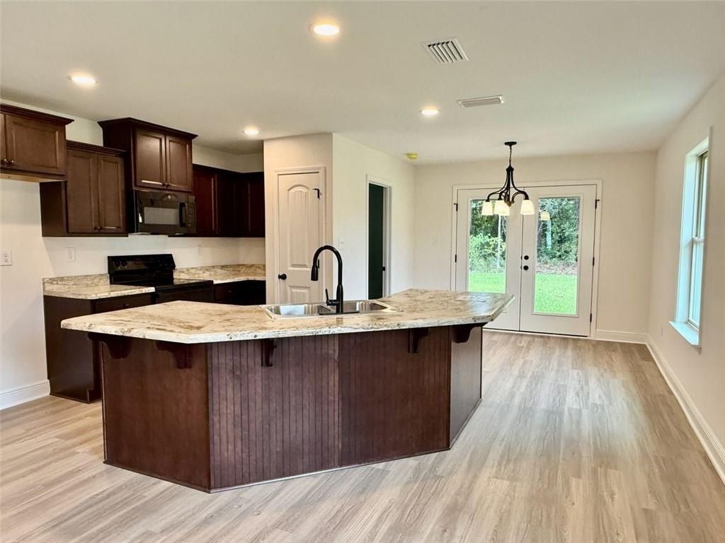 3345 Hartsfield Way E. Mobile, AL 36695