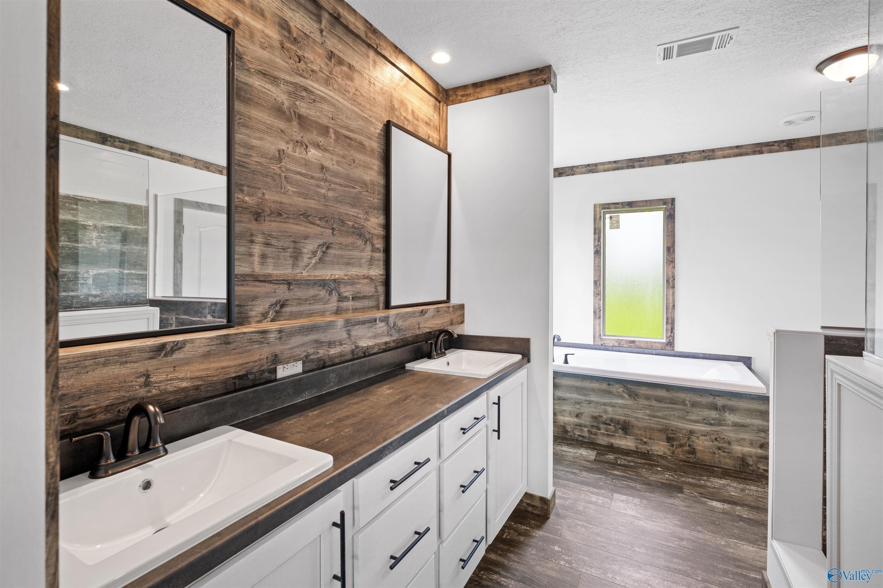 170 County Road 732. Henagar, AL 35978