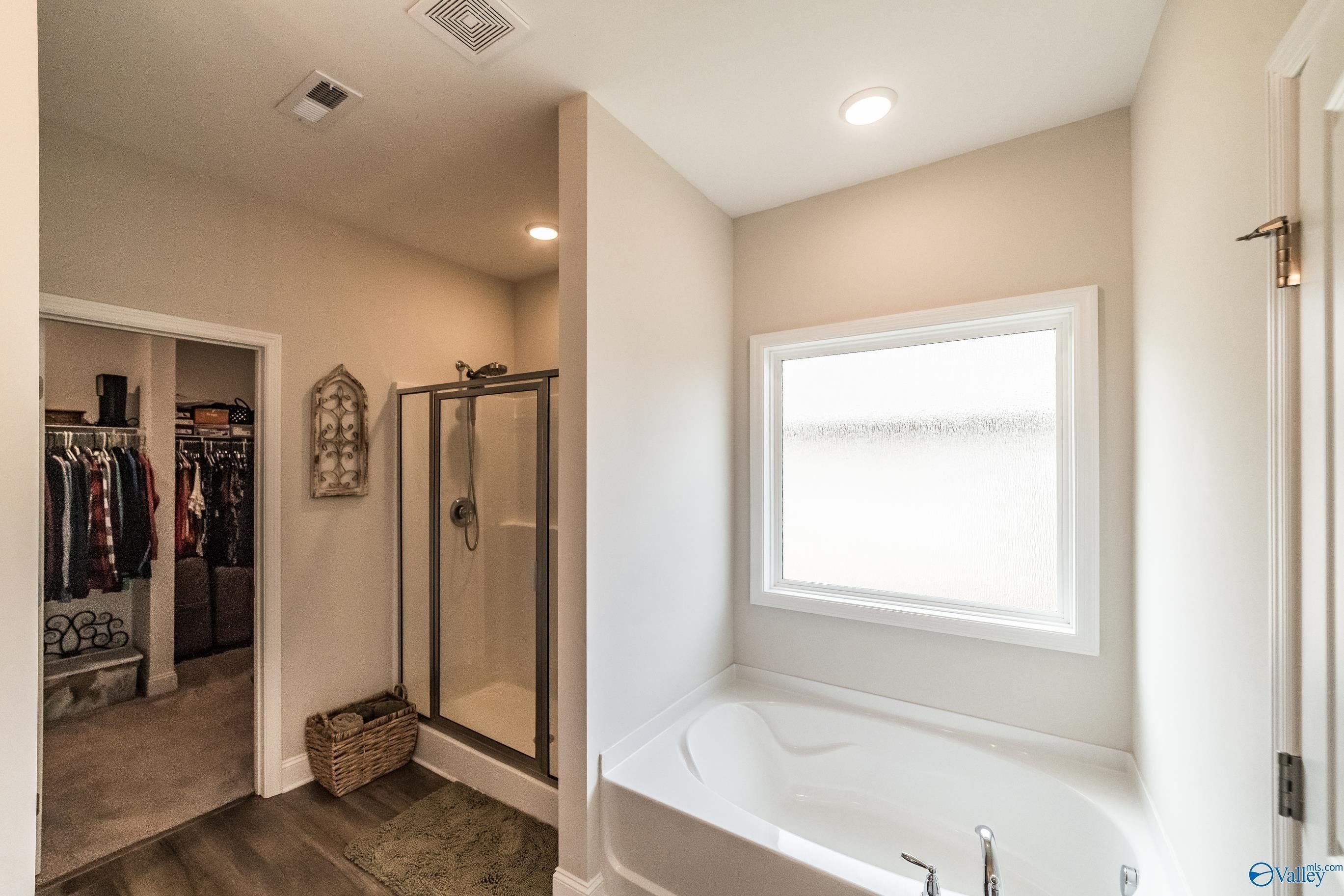 29433 Canoe Circle. Harvest, AL 35749