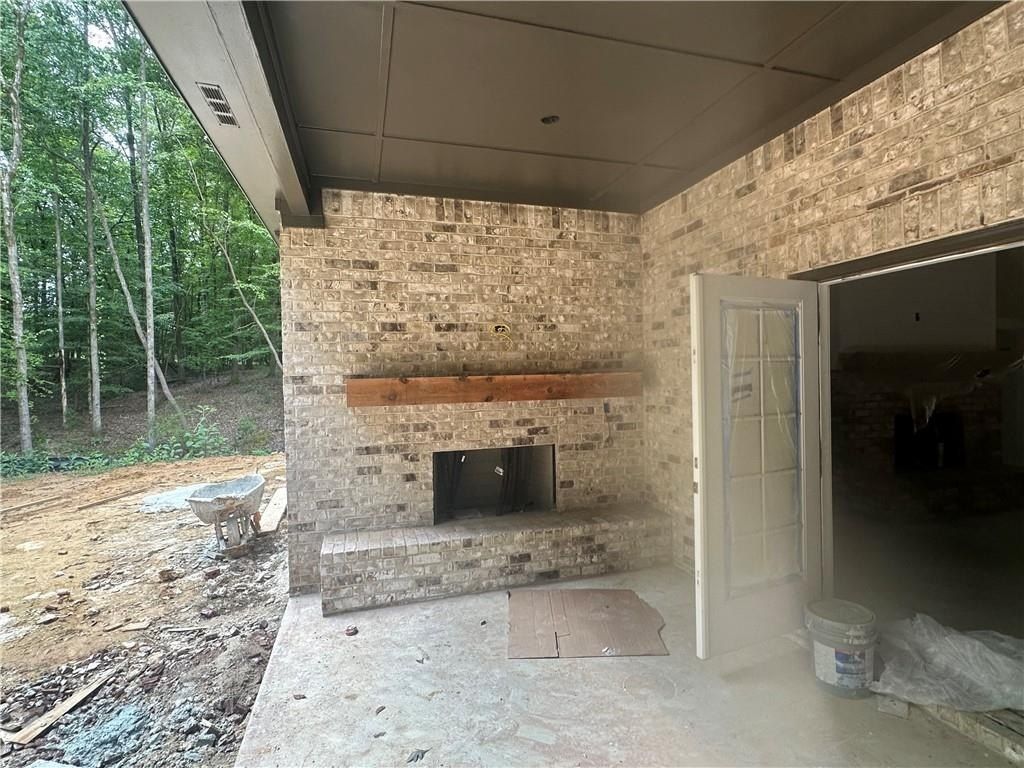 854 Ski Spray Point. Opelika, AL 36804