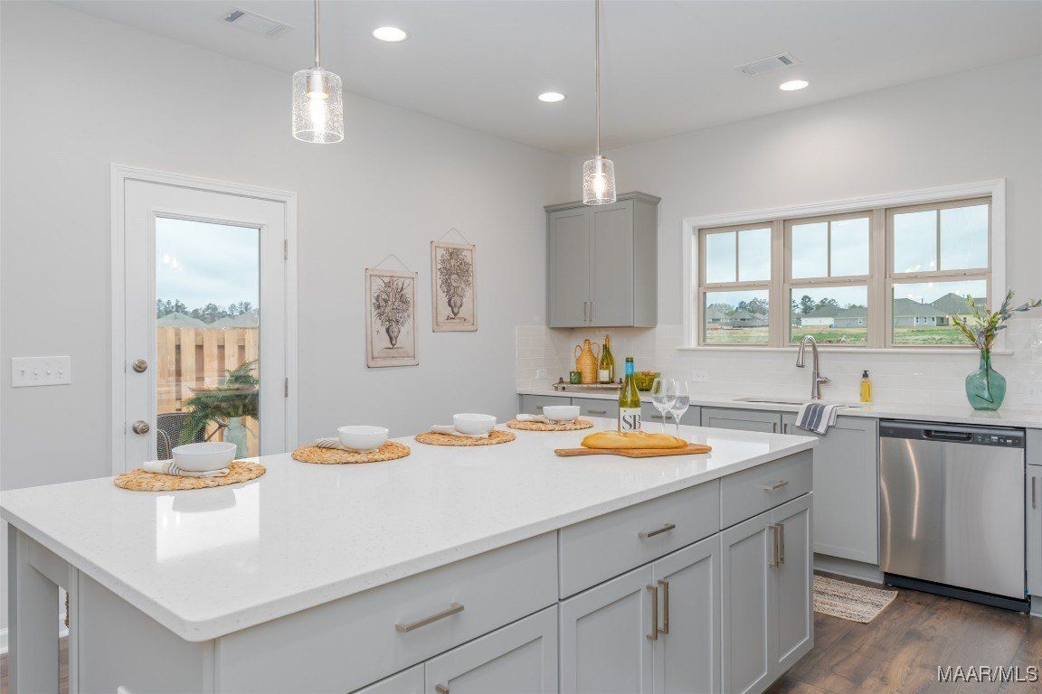 9608 Dakota Drive. Pike Road, AL 36064