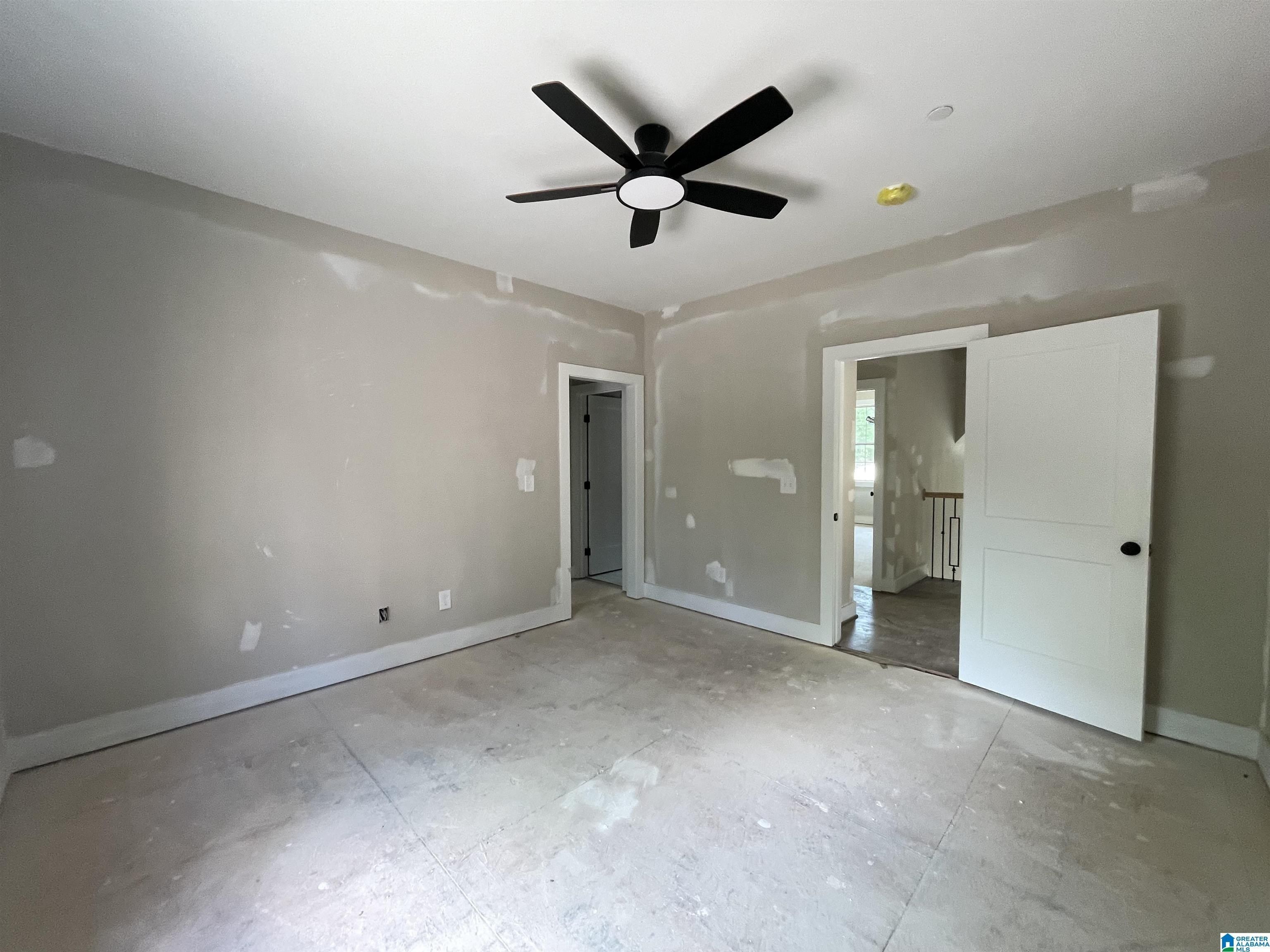 581 White Tail Run. Chelsea, AL 35043