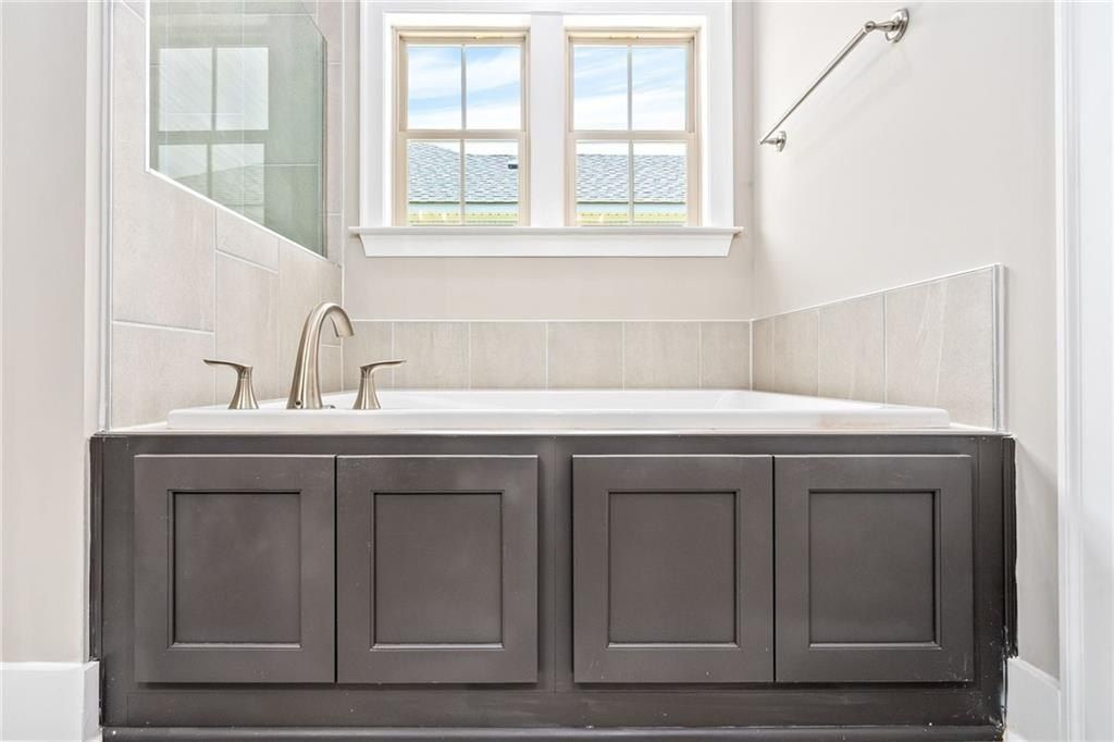 1698 Hidden Lakes Drive. Opelika, AL 36801