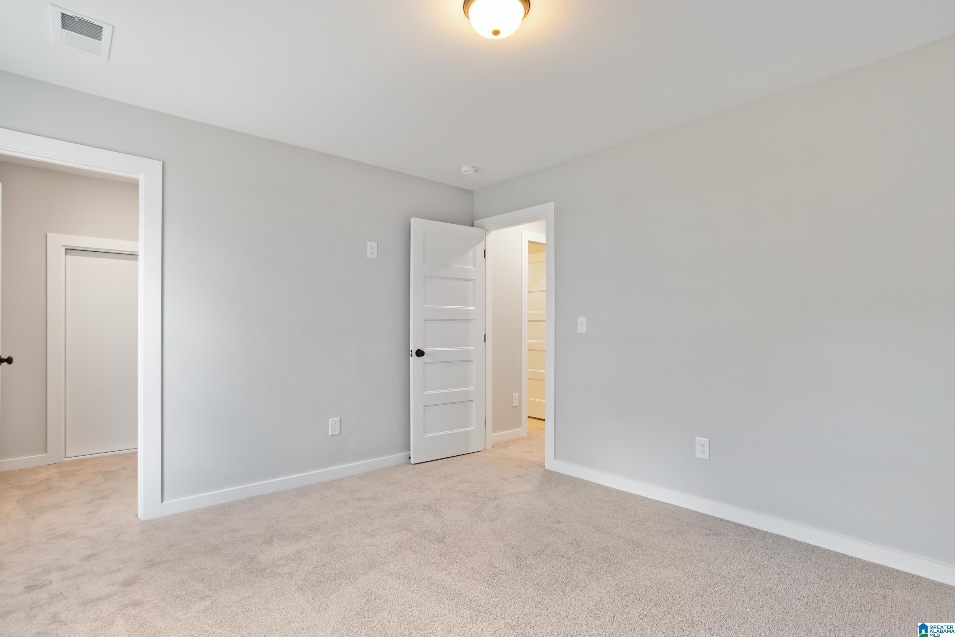 3669 Vanderbilt Way. Fultondale, AL 35068