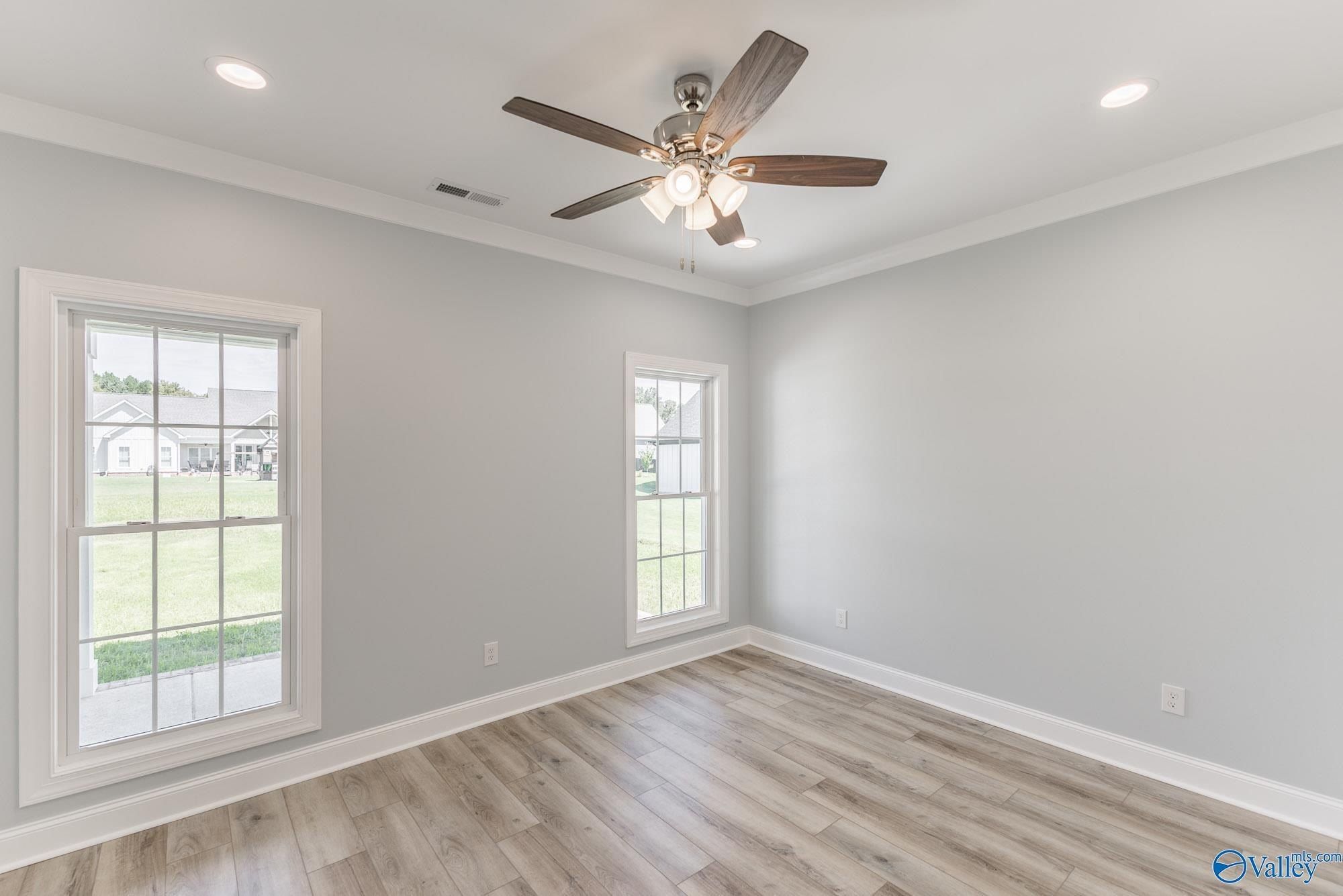 23307 Flossie Drive. Athens, AL 35613