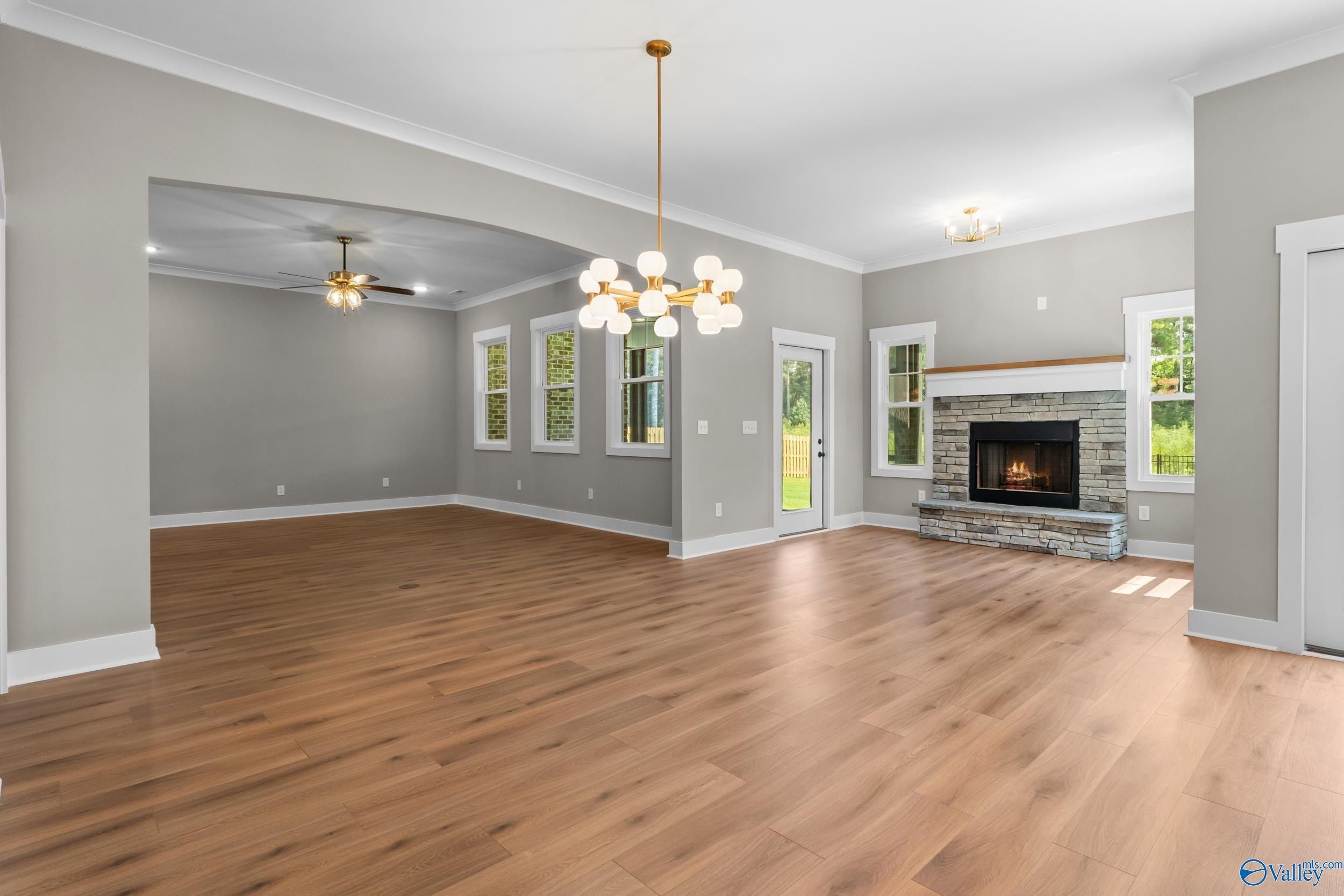 22254 Players Lane. Athens, AL 35613