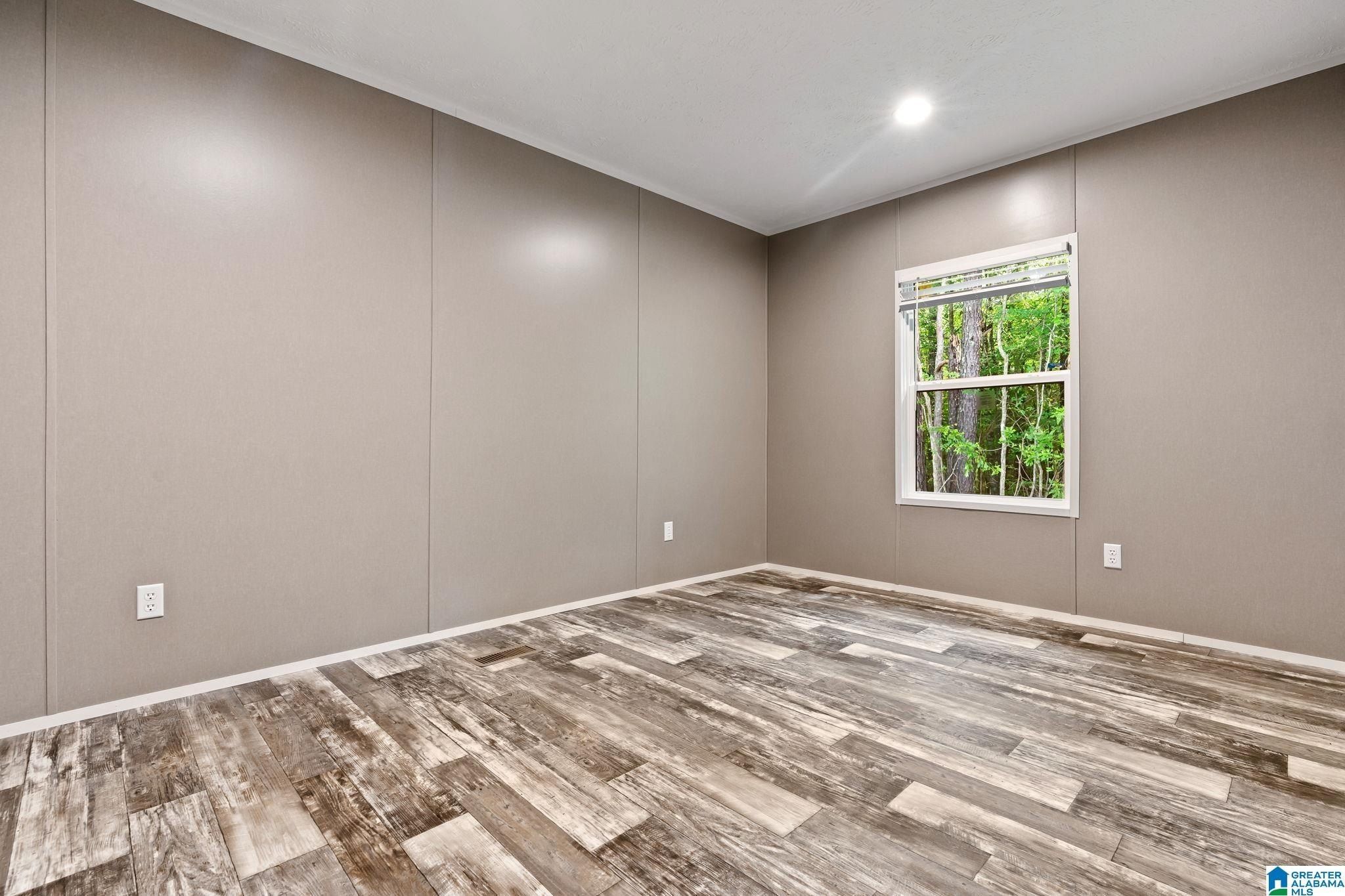 129 Quail Run Circle. Wilsonville, AL 35186