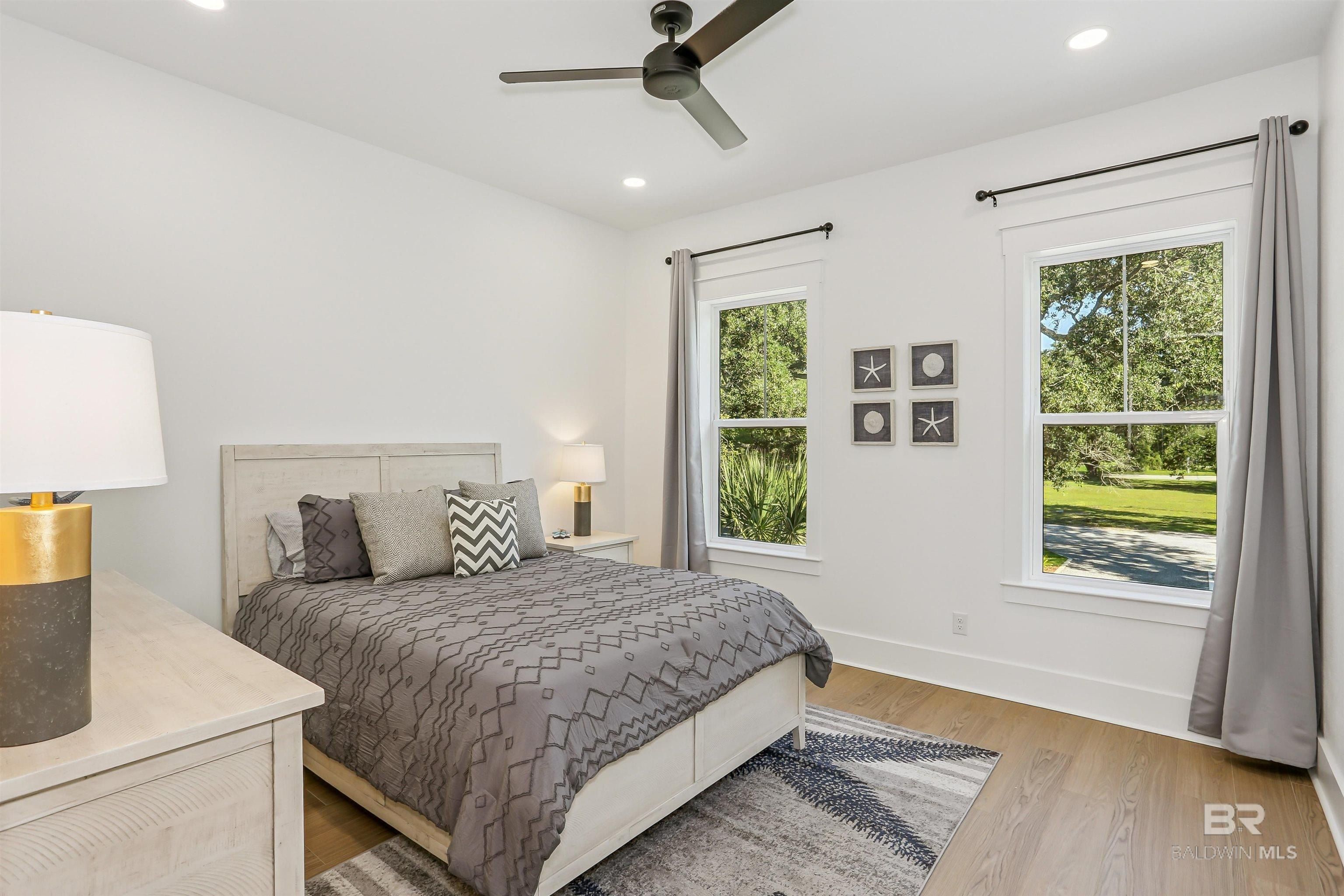 1047 Water Oaks Circle. Gulf Shores, AL 36542