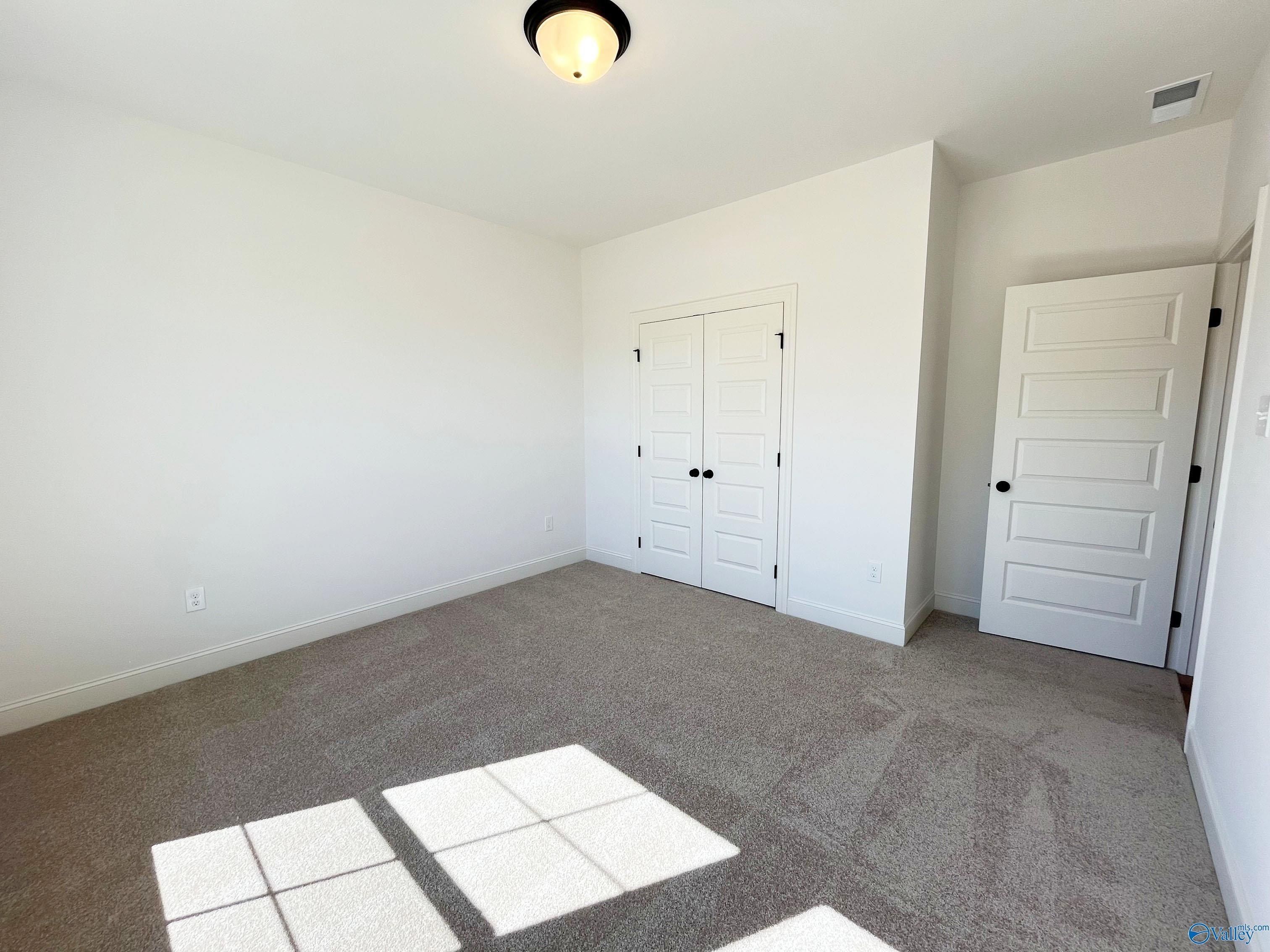 17675 Cabernet Street. Athens, AL 35613