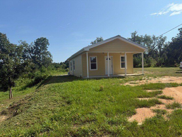 1516 County Road 79. Midway, AL 36053