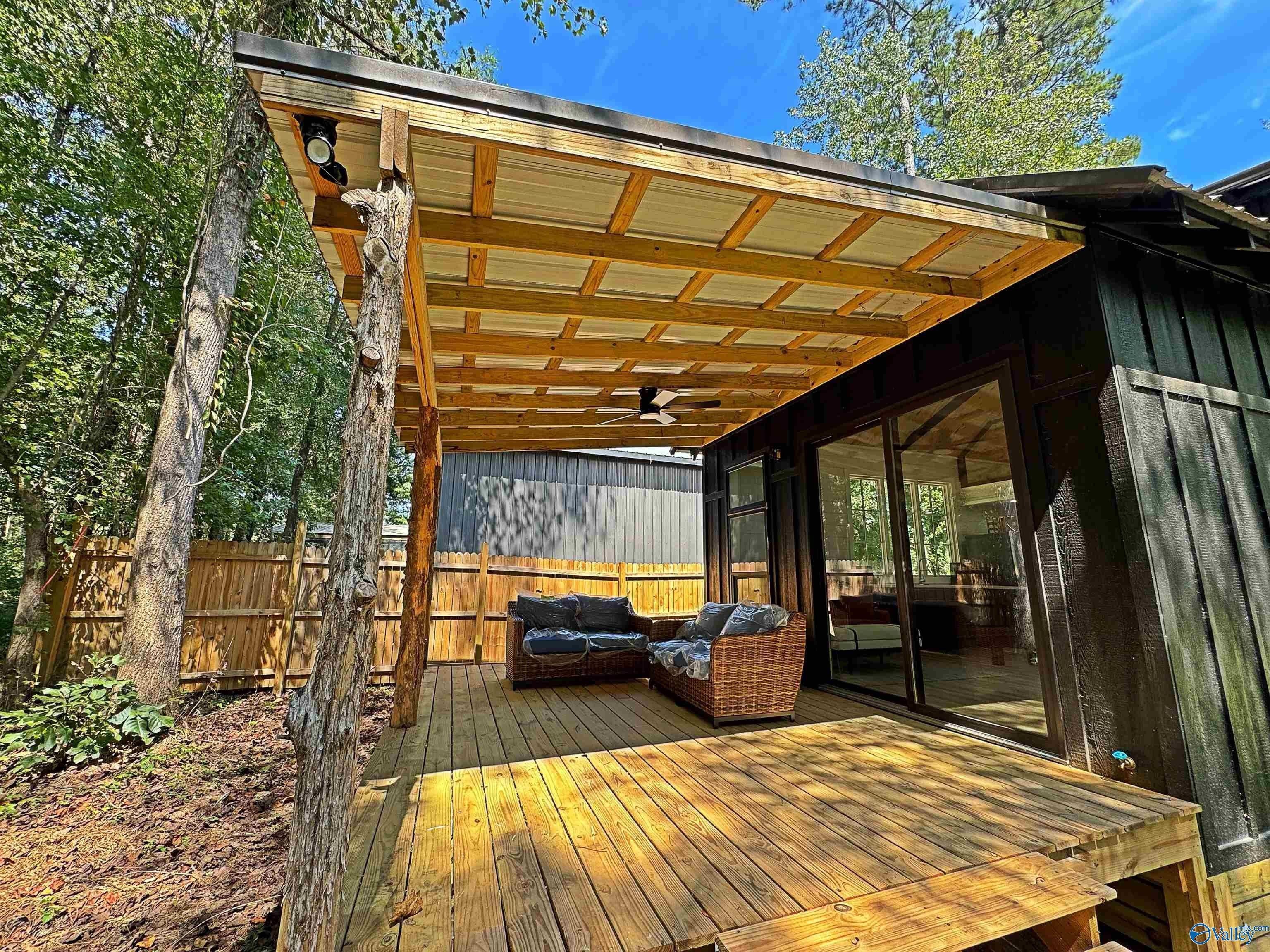 624 Holiday Shores Drive. Scottsboro, AL 35769