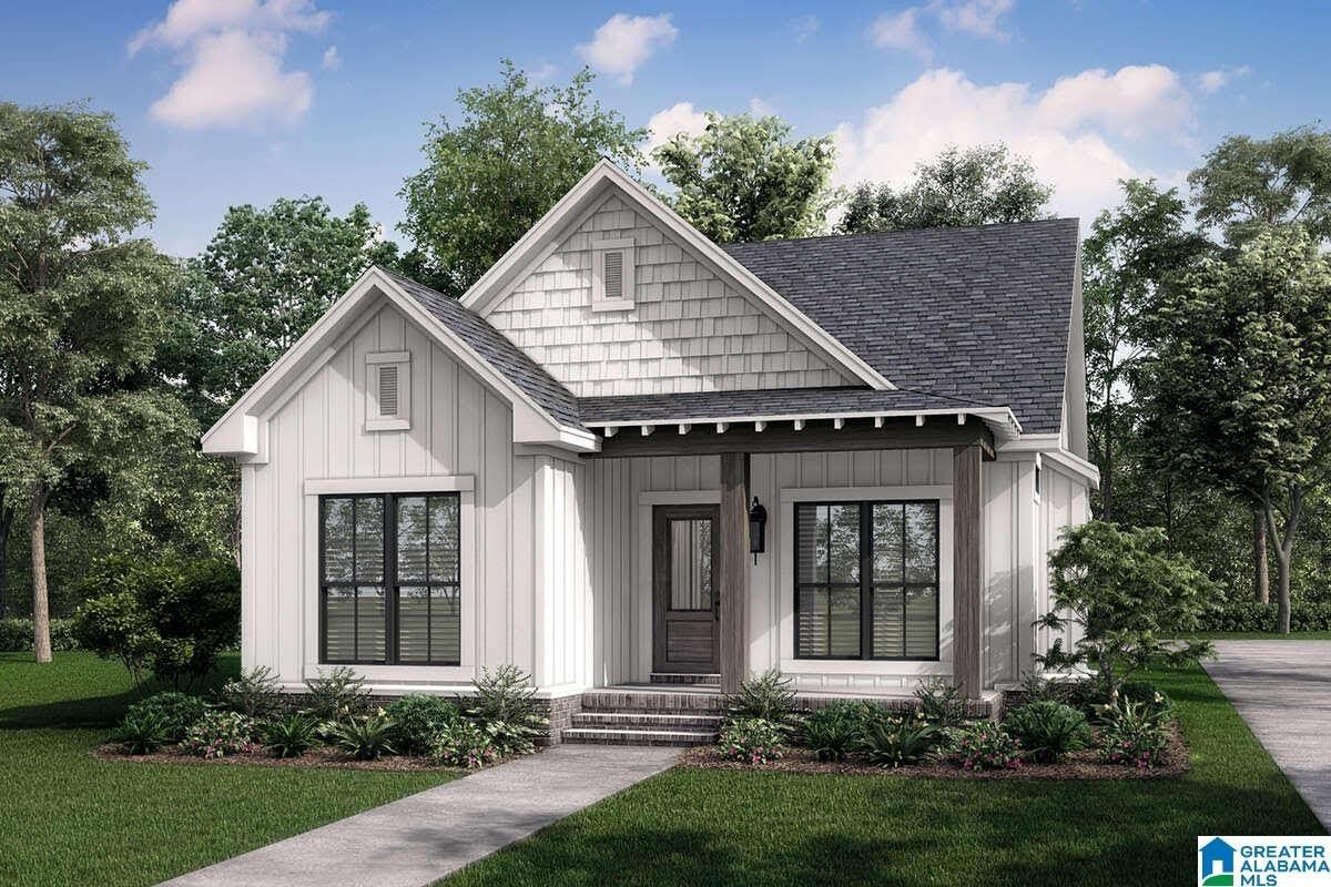 3477 Cedarbrook Circle. Trussville, AL 35173