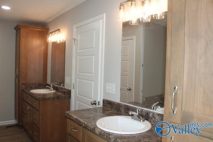 37 Mitchell Drive. Rainsville, AL 35986