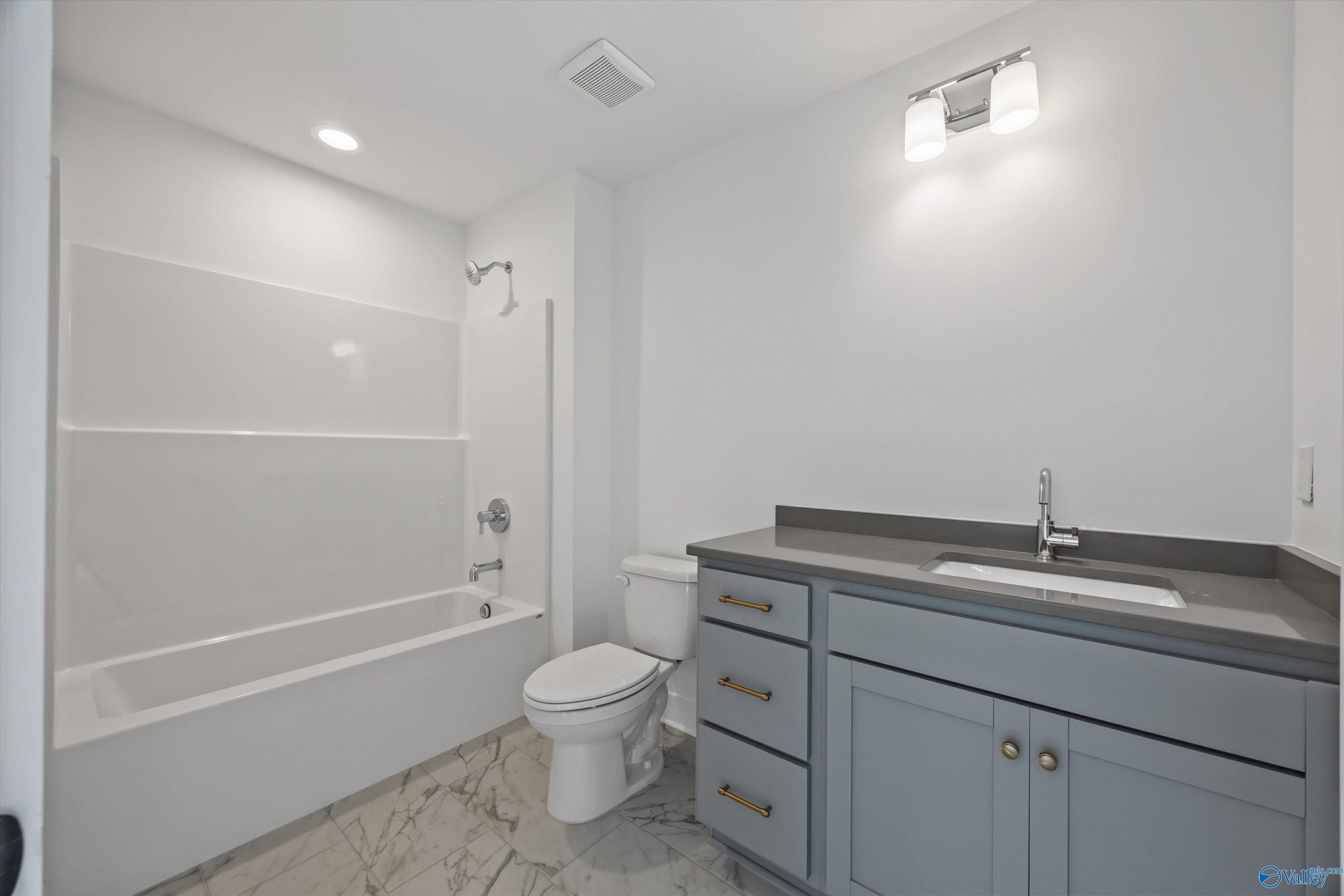 21757 Hemlock Drive. Athens, AL 35613