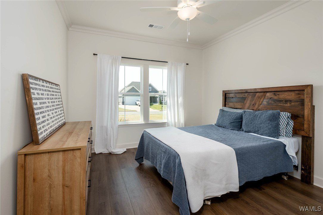 11545 Howard Avenue. Northport, AL 35475