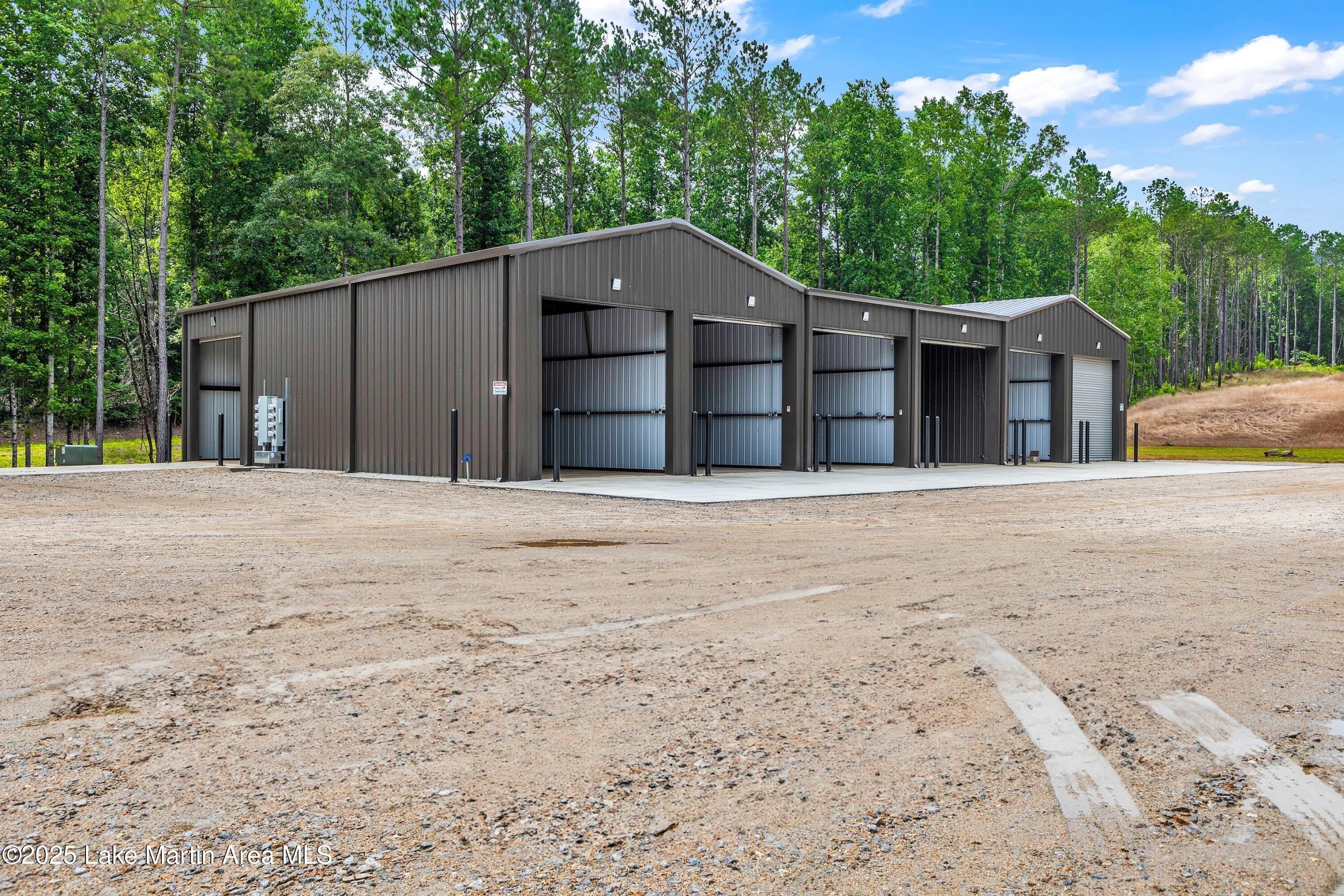 61 Oliver Way Unit C4. Dadeville, AL 36853