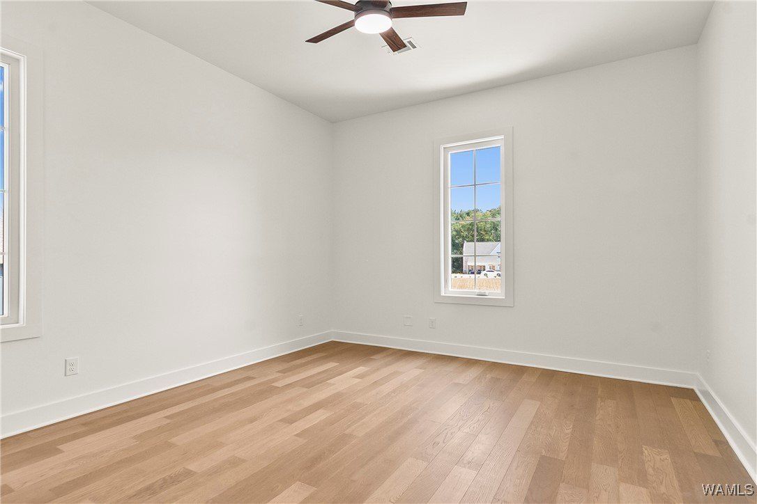 14326 Highland Lakes Drive. Northport, AL 35475