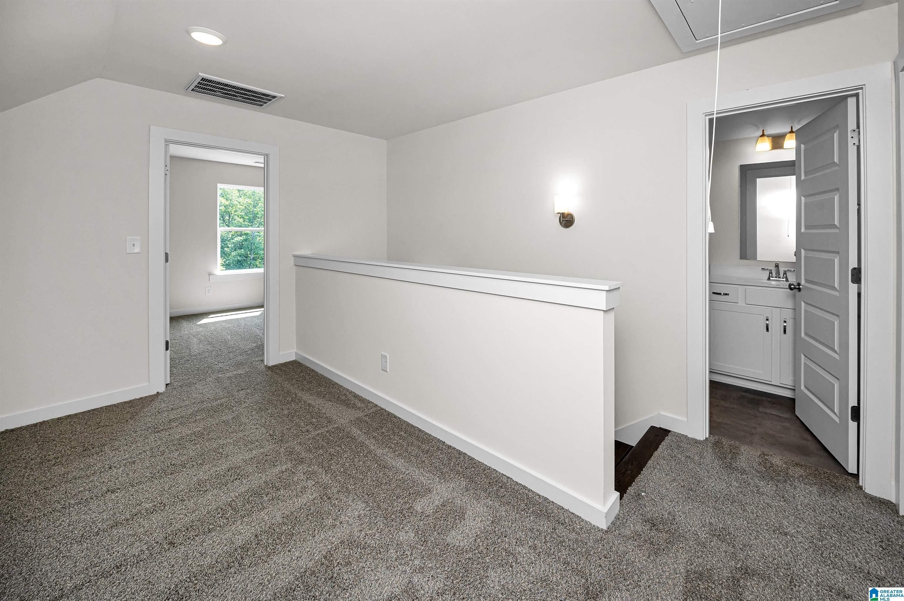 2016 Wohali Drive. Leeds, AL 35094