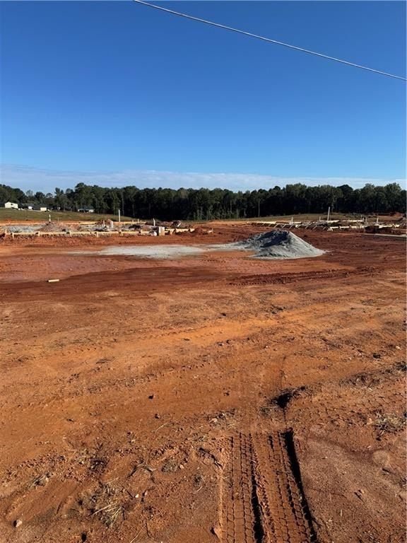 1115 30Th St. Valley, AL 36854