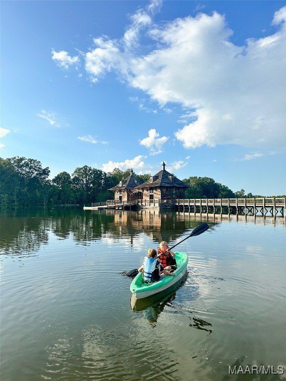 263 Crosslake Way. Pike Road, AL 36064