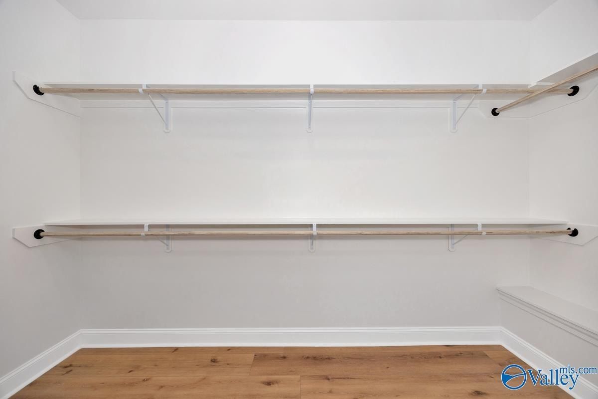 15594 Mizewell Lane Nw. Harvest, AL 35749