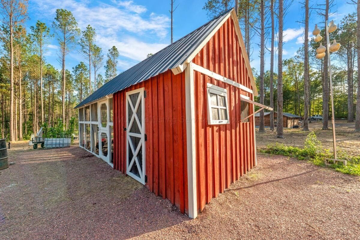 1200 No 2 Hill Rd. Nauvoo, AL 35578