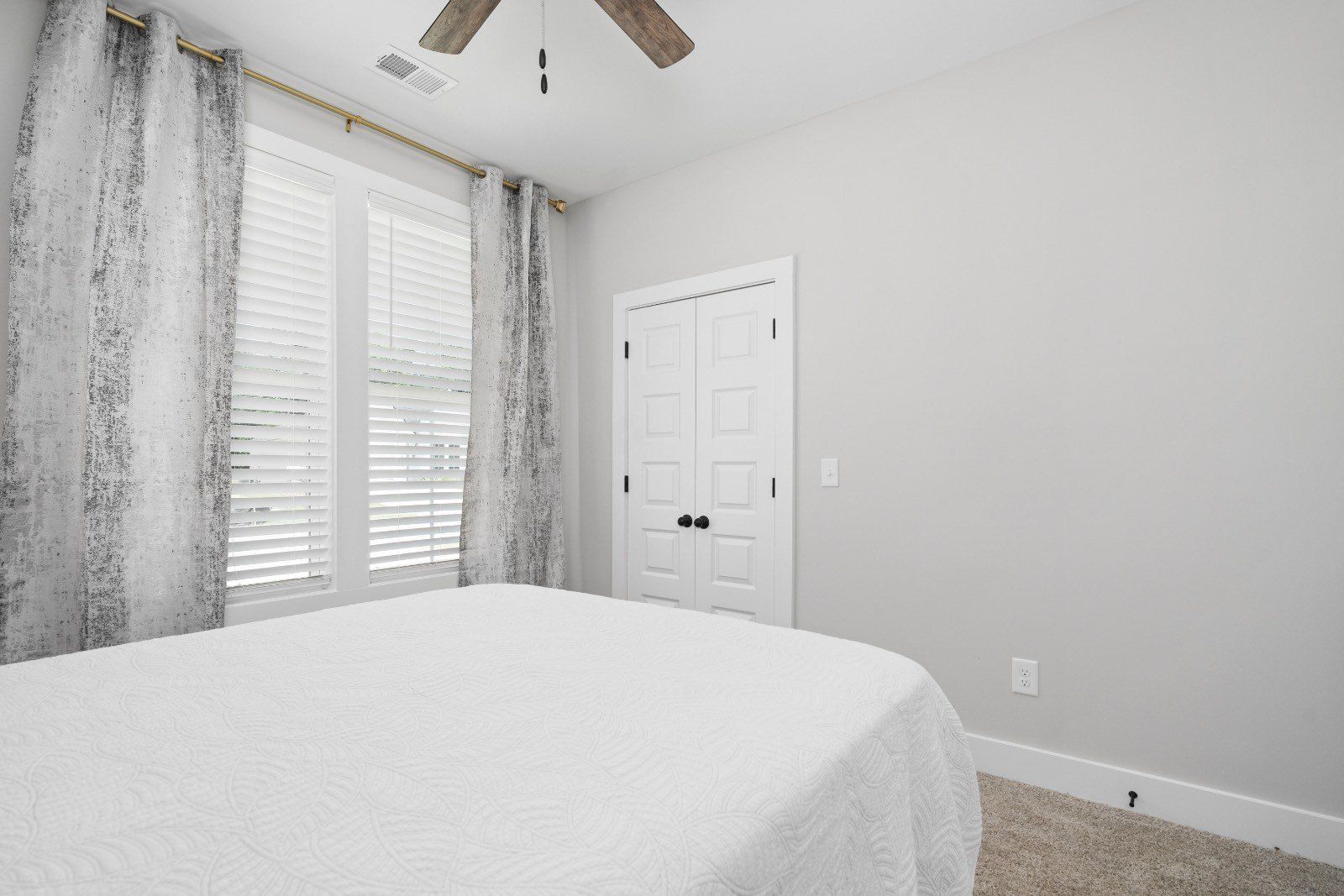 350 Shiloh Creek Drive. Calera, AL 35040