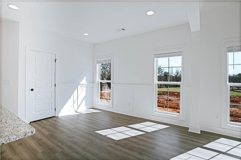 091 Bradley Lane. Auburn, AL 36830