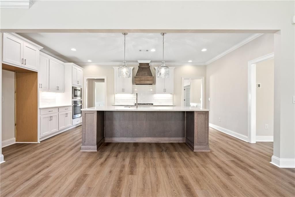 709 Glasco Street. Auburn, AL 36832