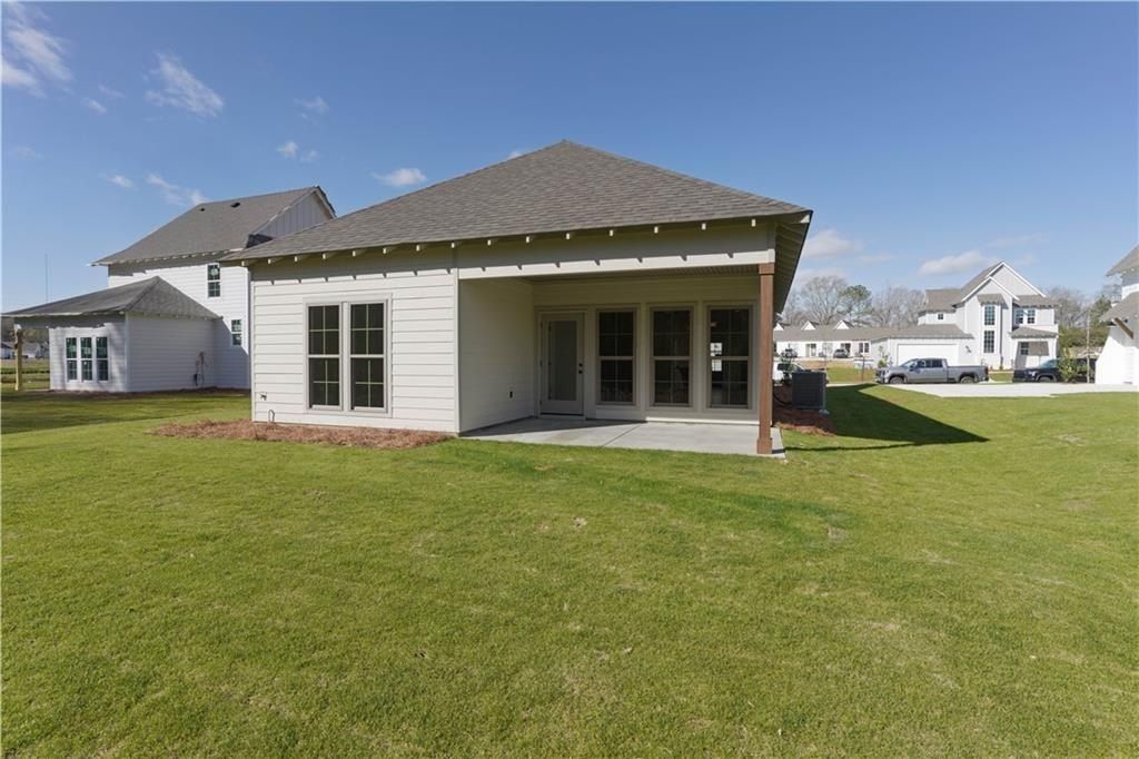 160 Firefly Lane. Opelika, AL 36804