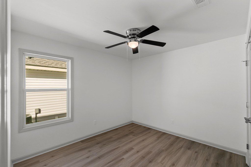 115 Thistlewood Drive. Dothan, AL 36301