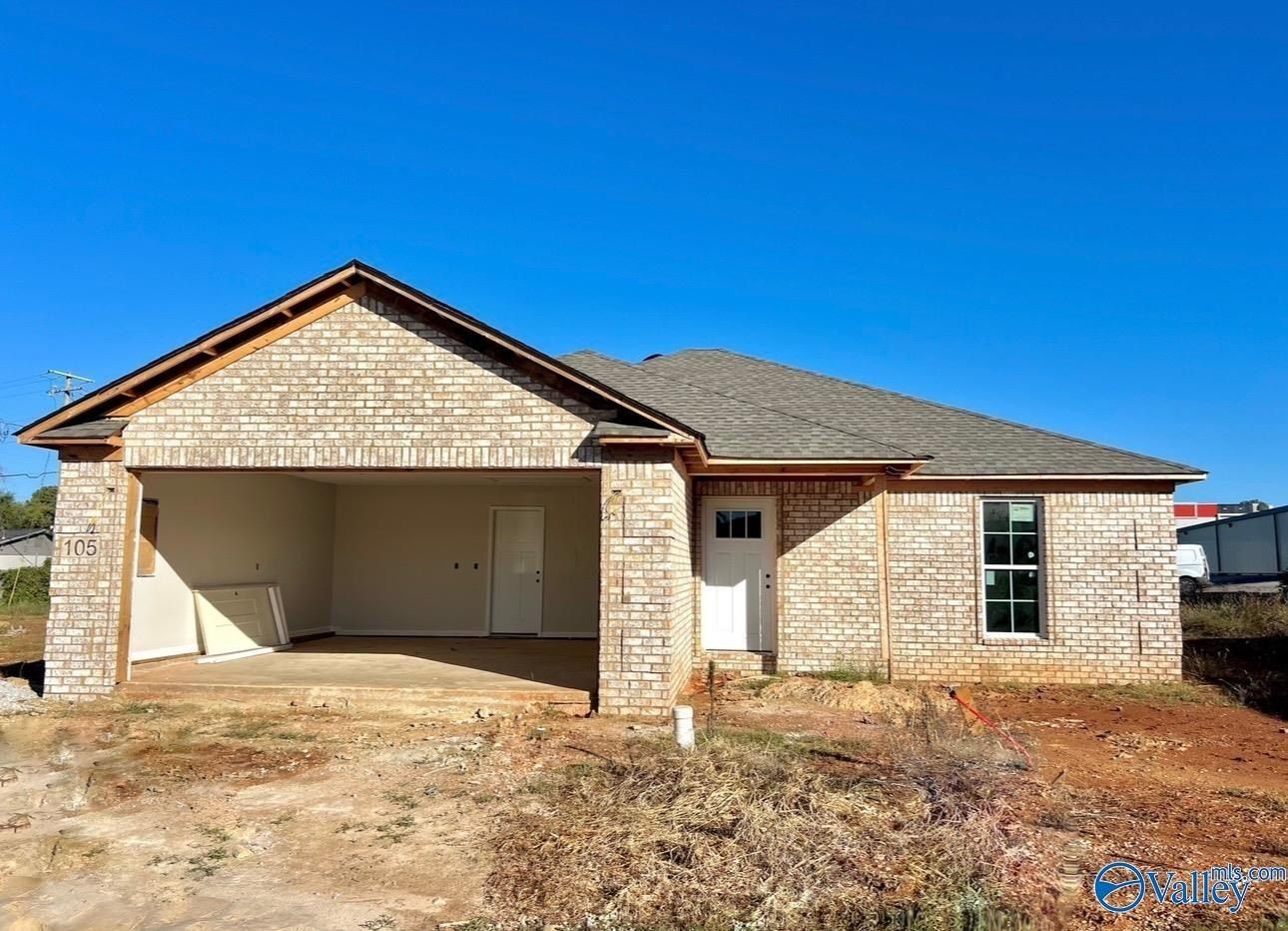 105 James Bowie Drive. Athens, AL 35611