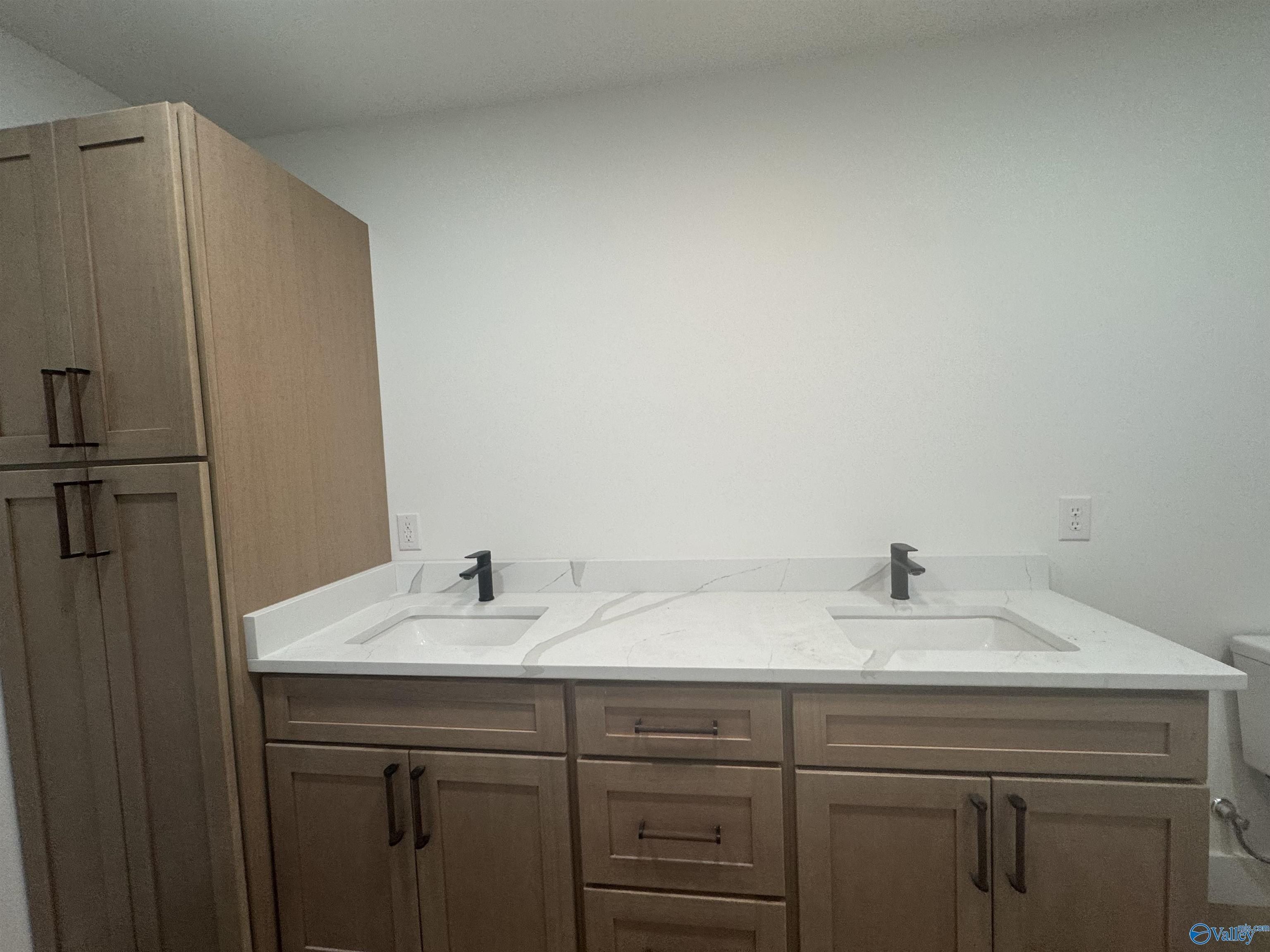 160 County Road 465. Centre, AL 35960